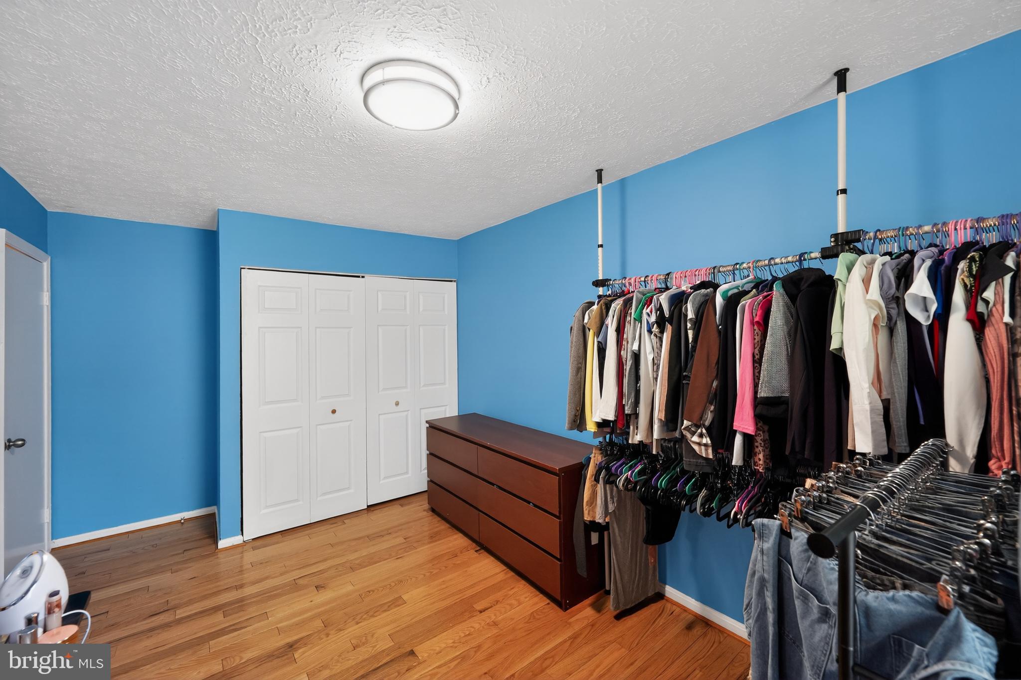 ENTERPRISE KNOLLS - Residential