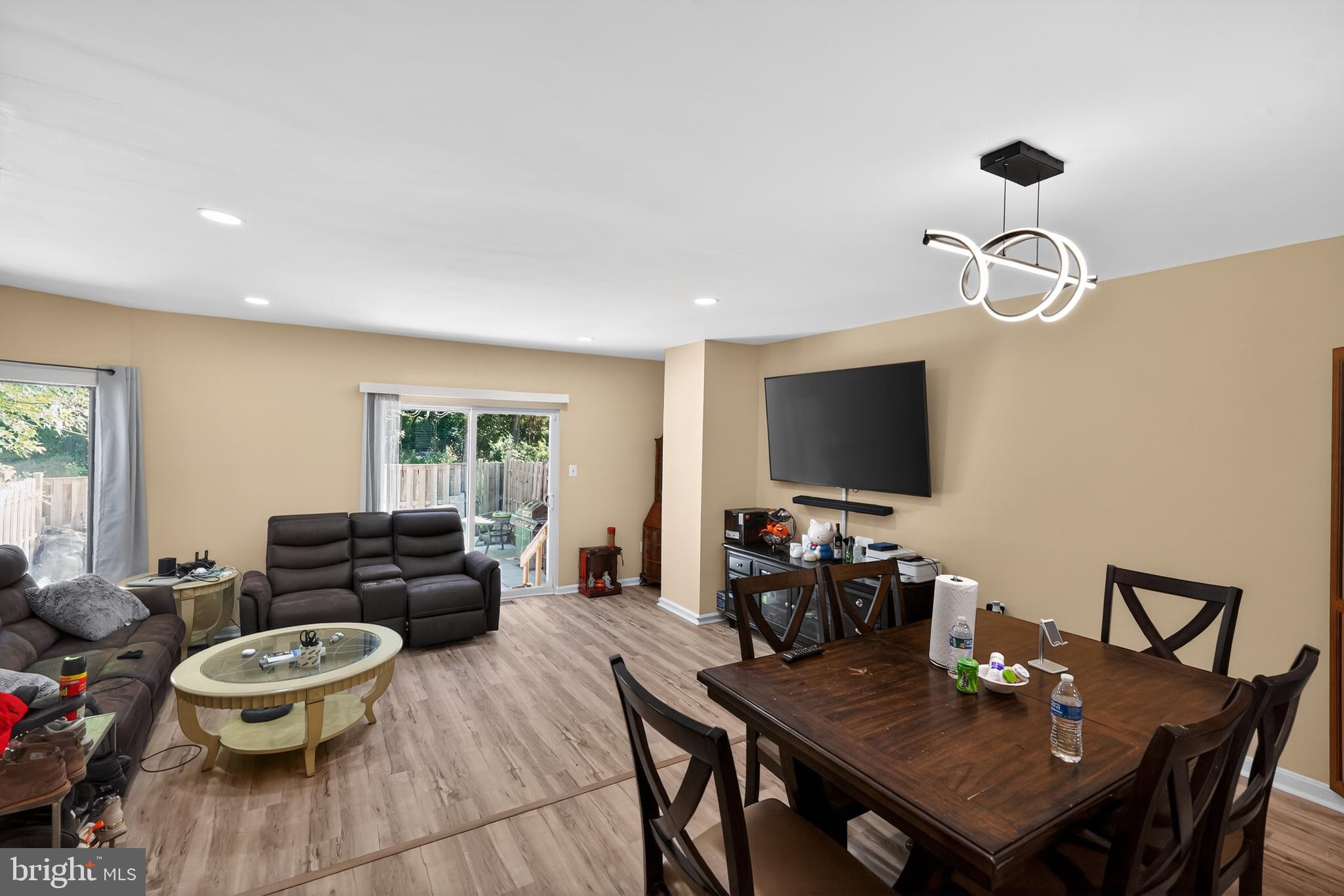 ENTERPRISE KNOLLS - Residential