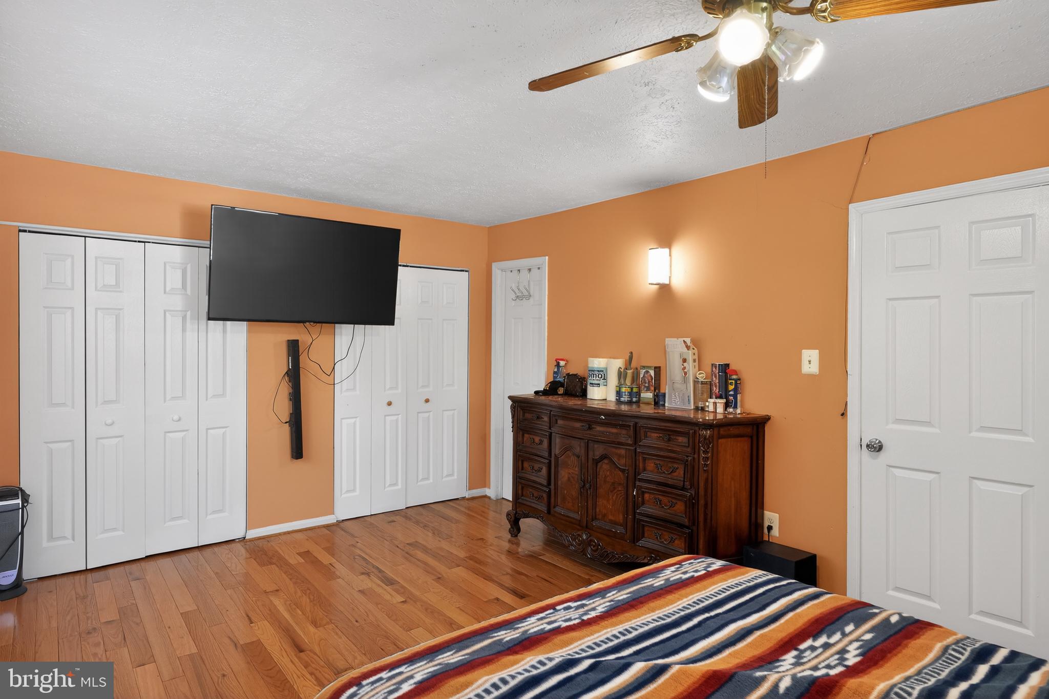 ENTERPRISE KNOLLS - Residential