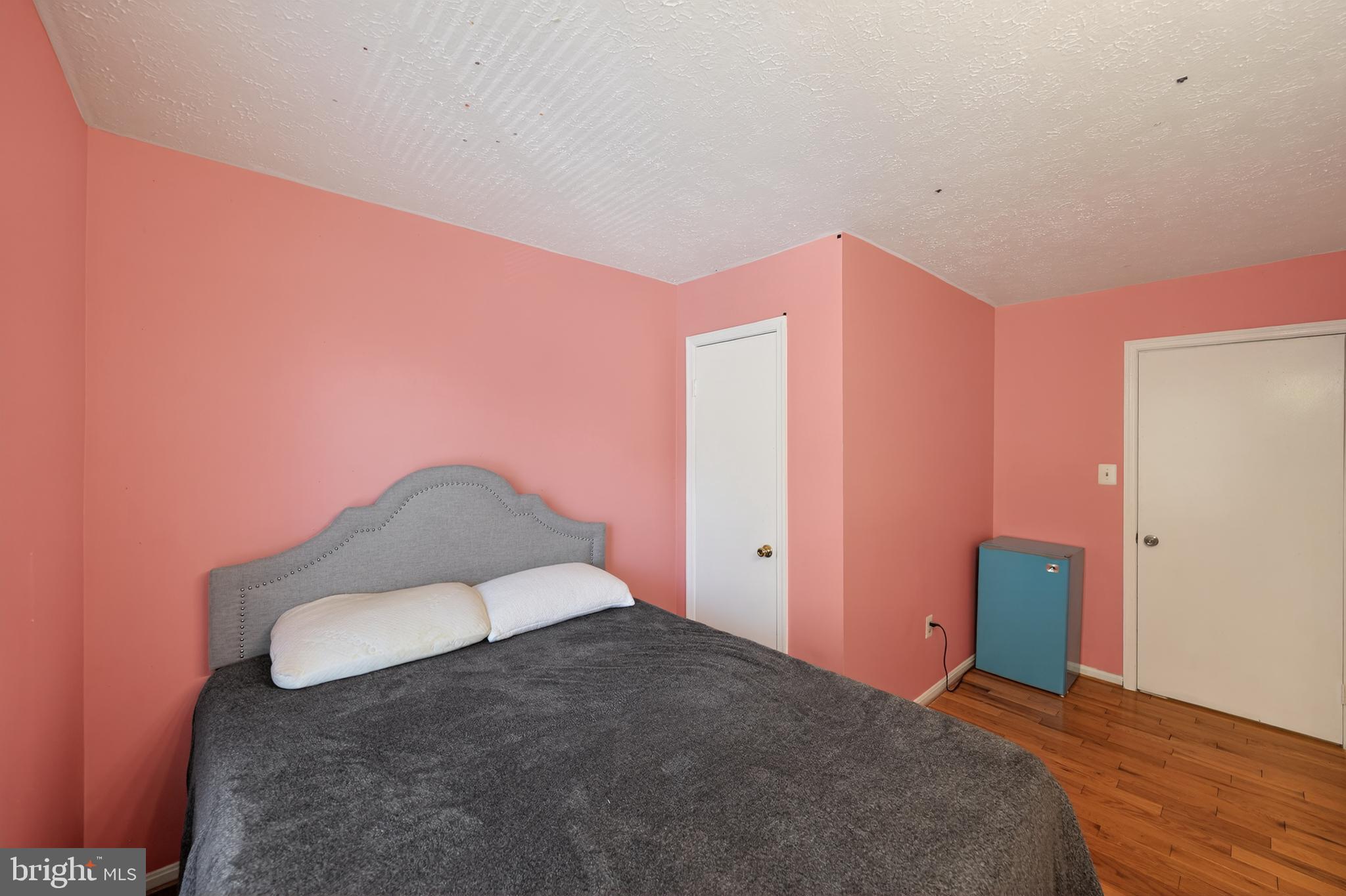 ENTERPRISE KNOLLS - Residential