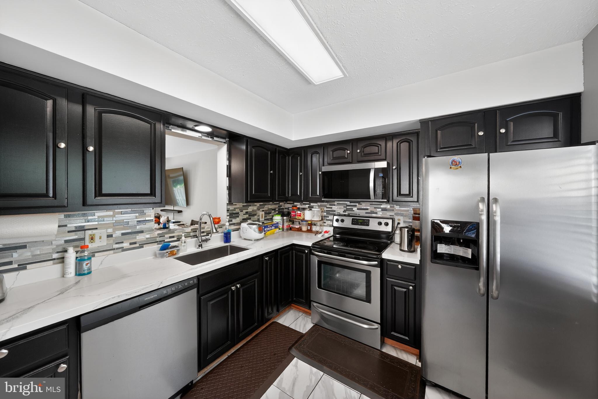 ENTERPRISE KNOLLS - Residential