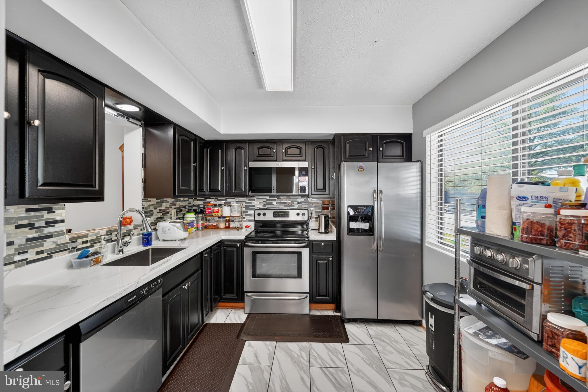 ENTERPRISE KNOLLS - Residential