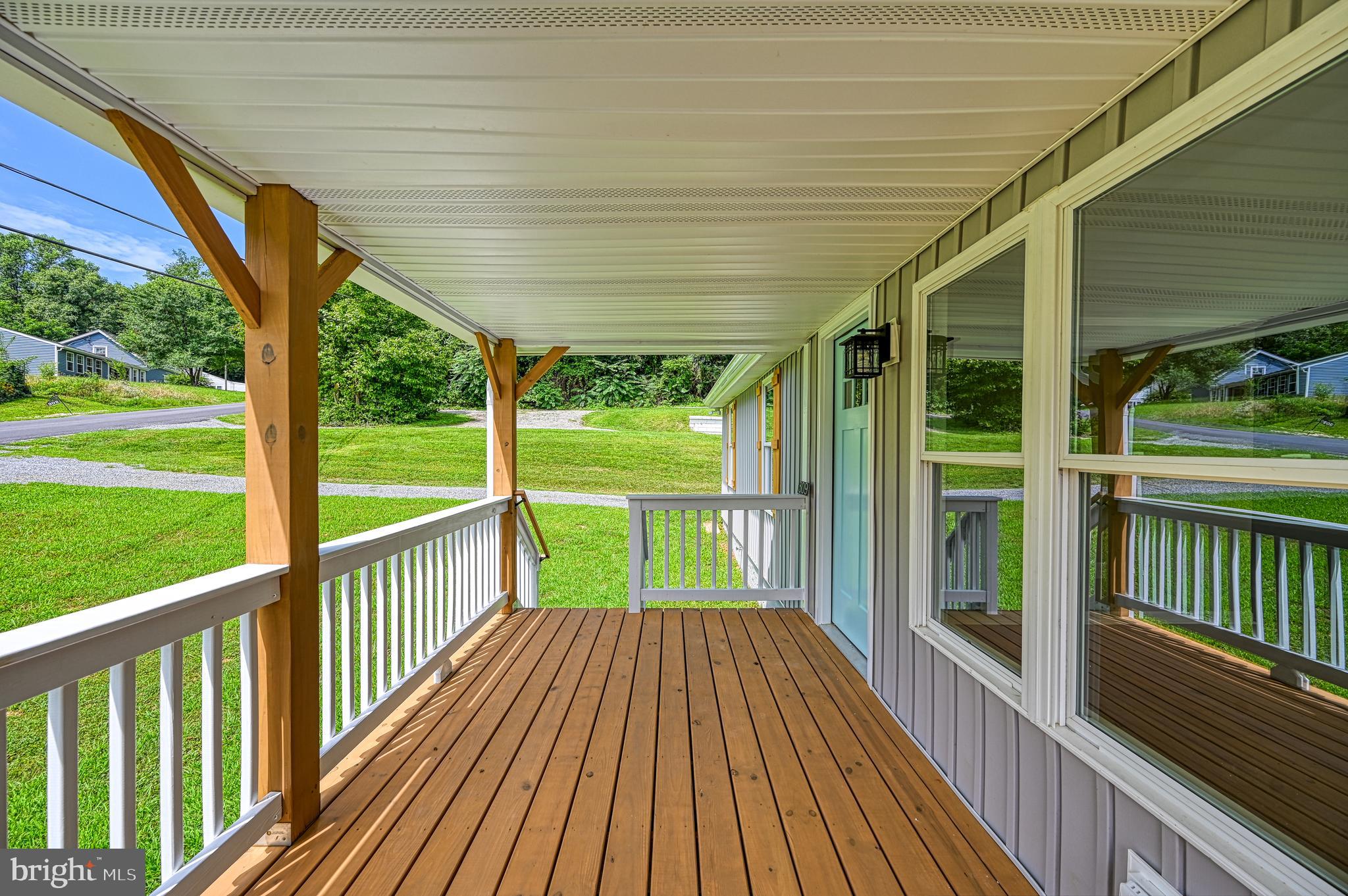 BLUE RIDGE SHORES - Residential