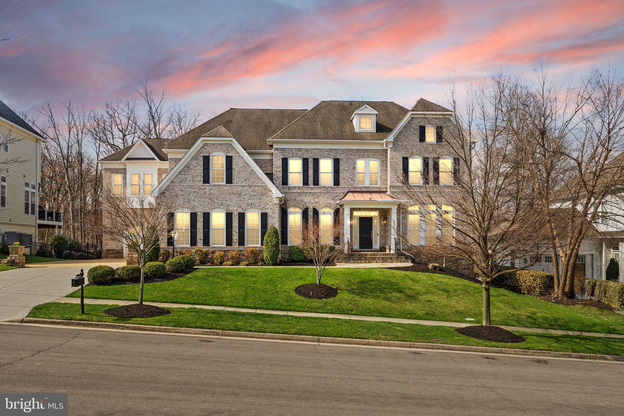 LANSDOWNE ON THE POTOMAC - Residential
