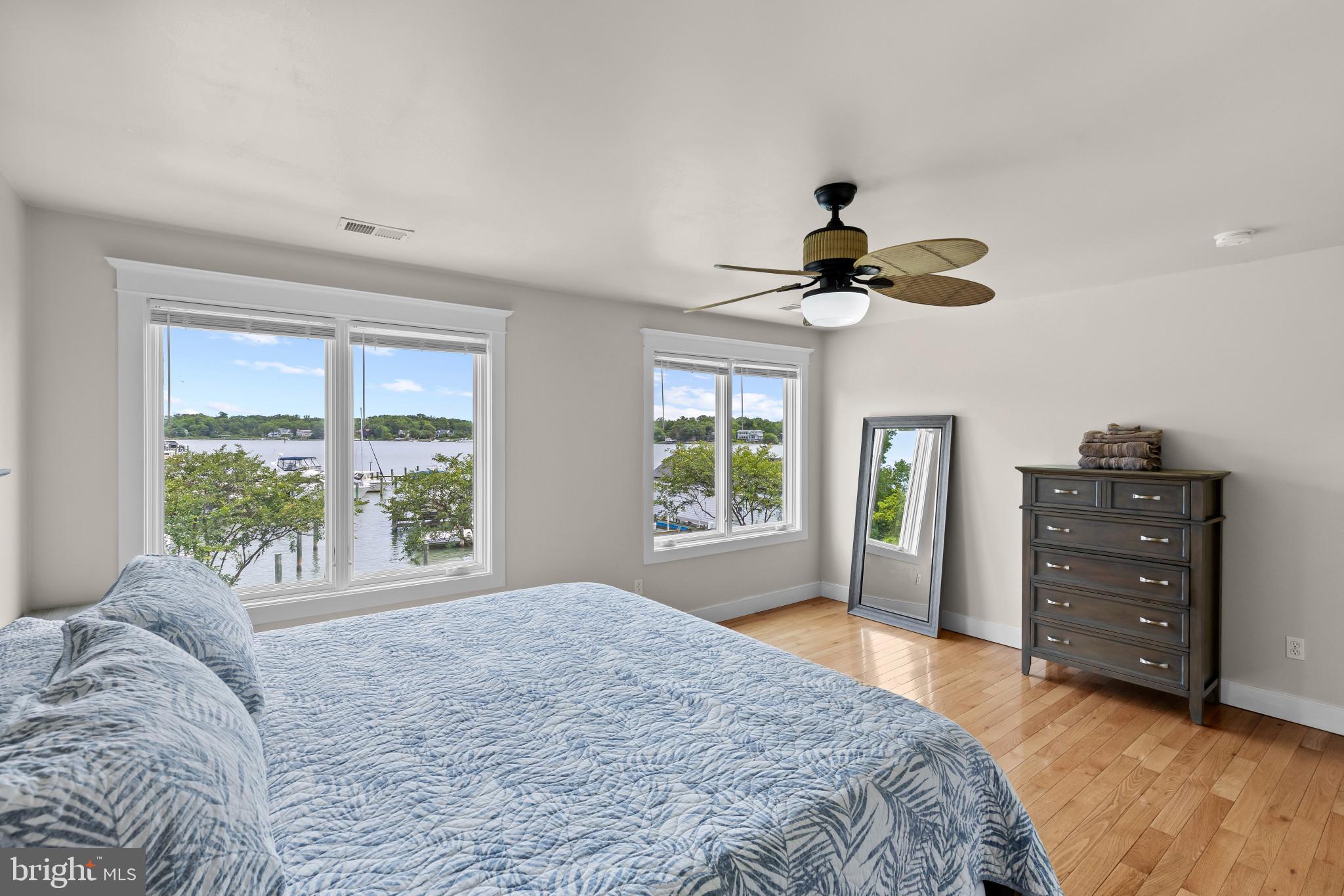 OAKWOOD - Residential