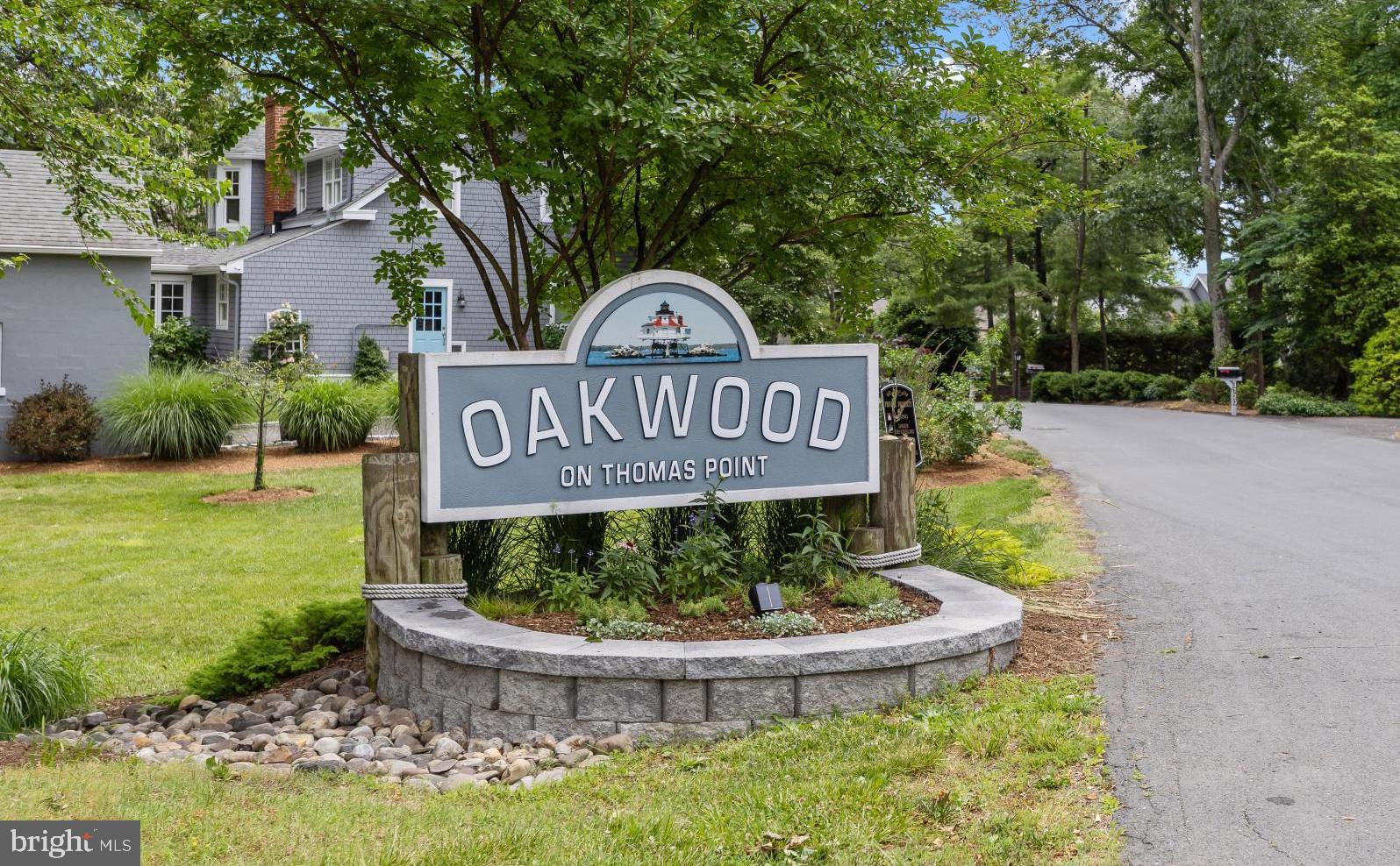OAKWOOD - Residential