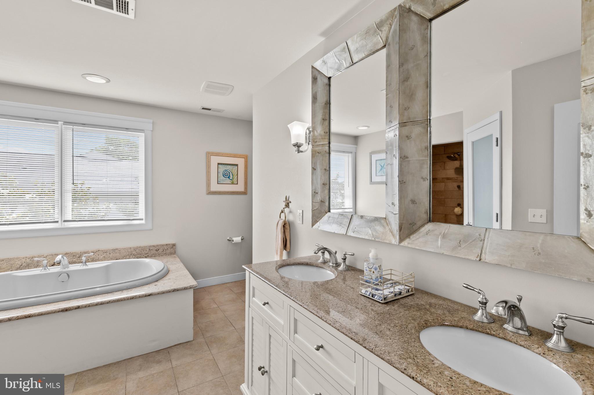 OAKWOOD - Residential