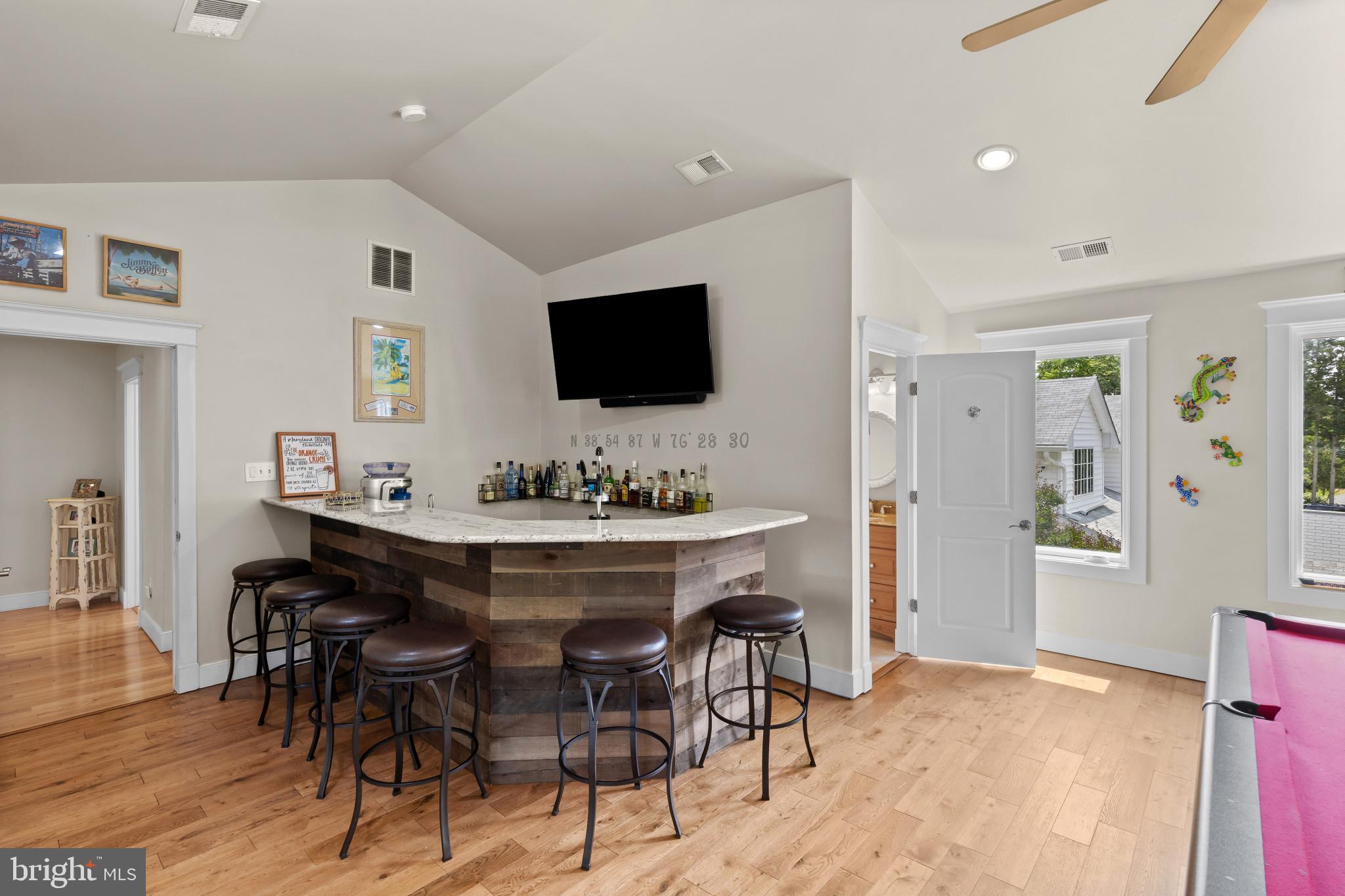 OAKWOOD - Residential