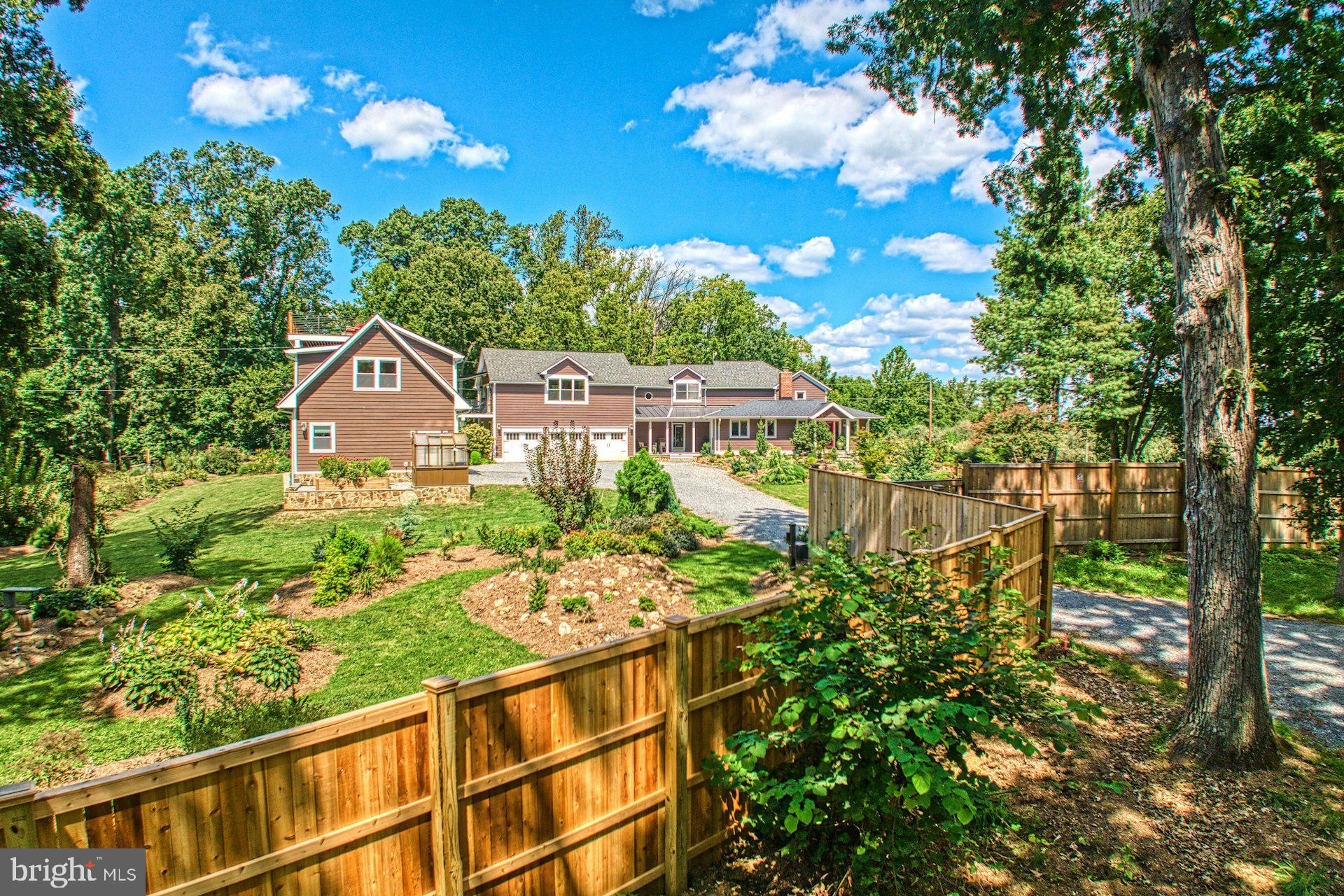 BEACON HILL - Residential