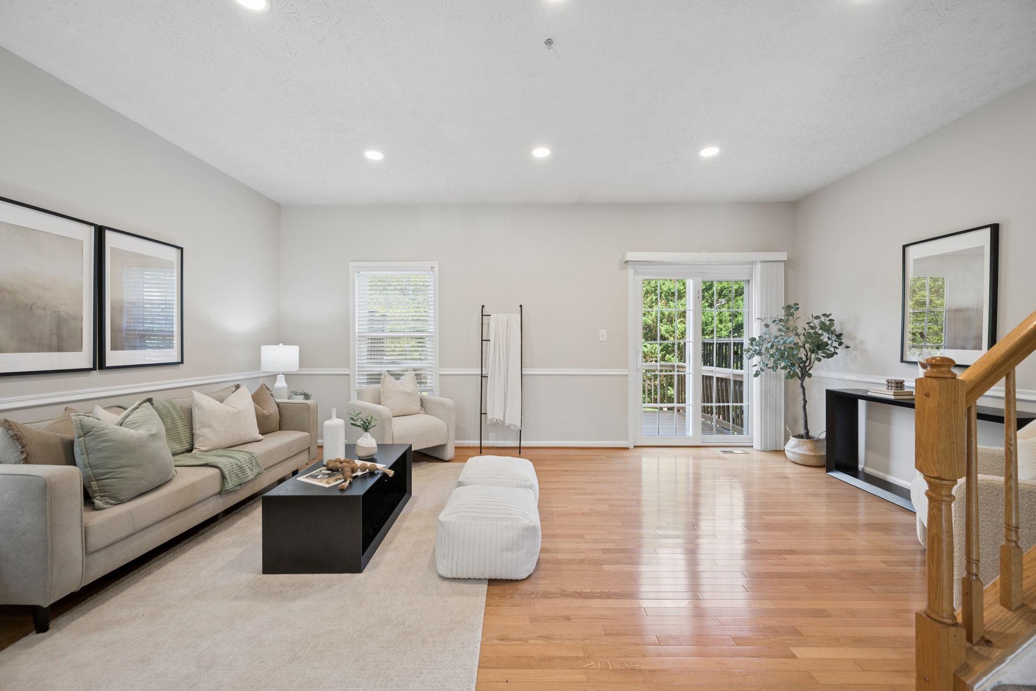 HUNTERS RUN - Residential