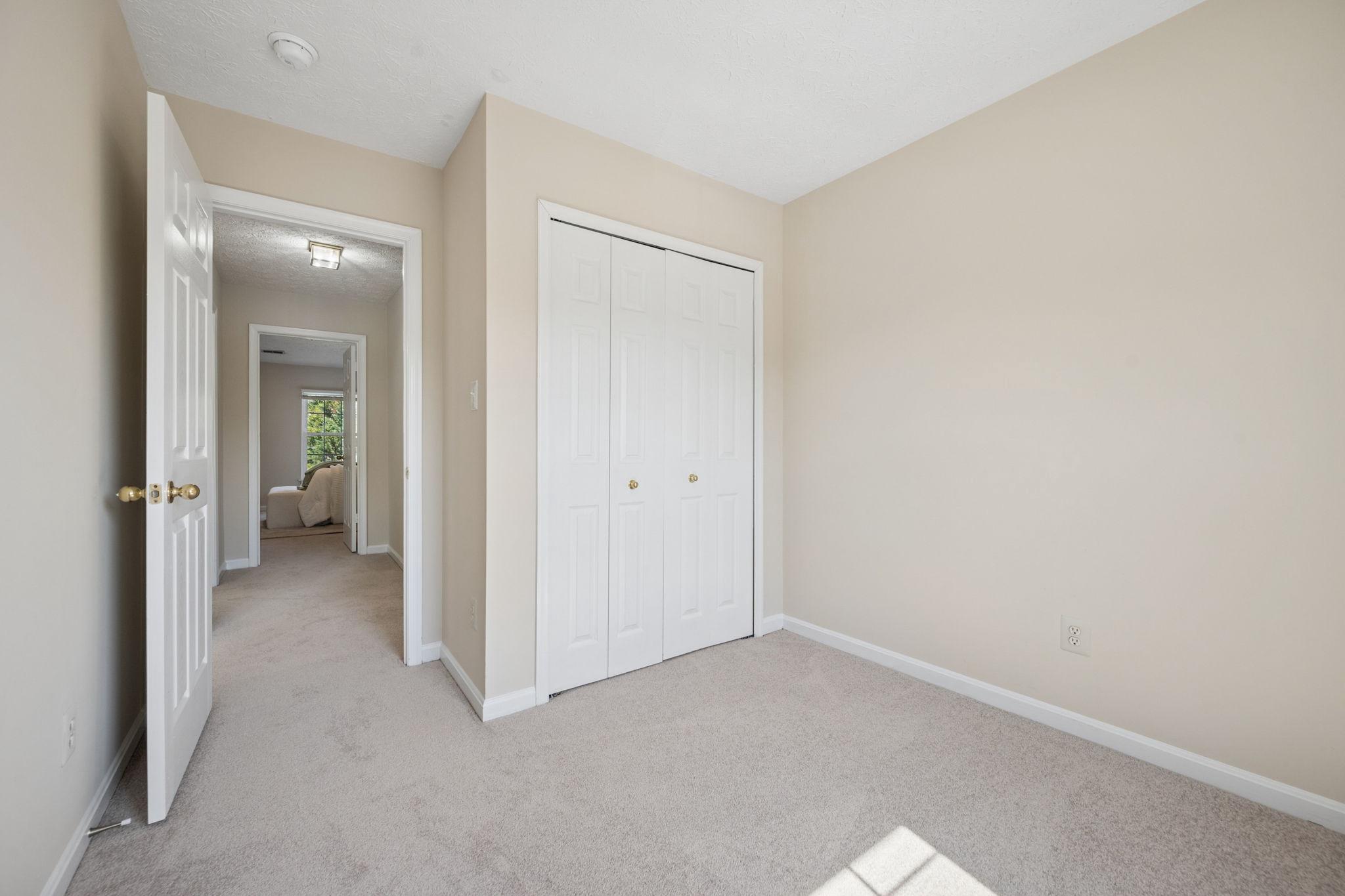 HUNTERS RUN - Residential