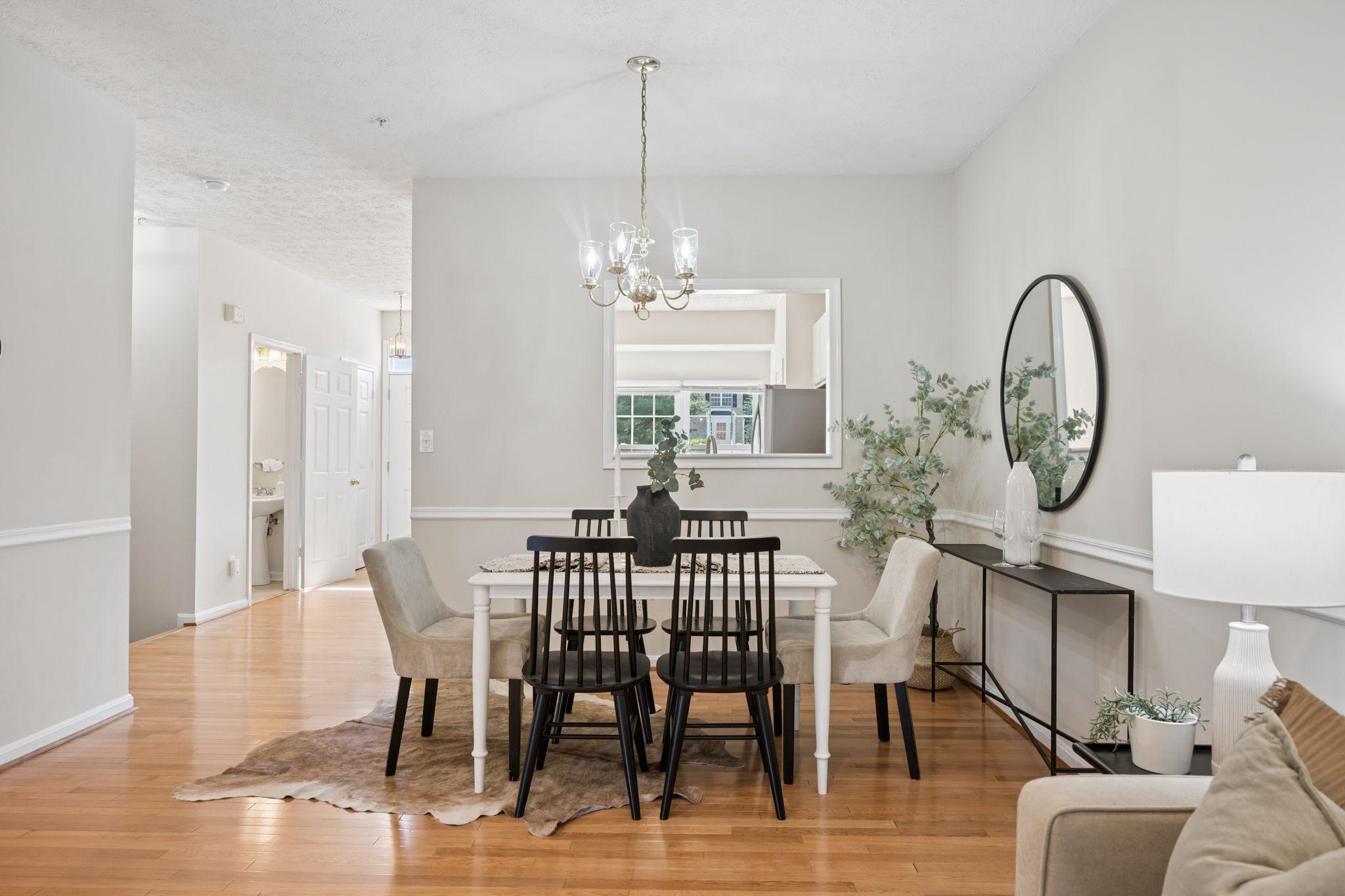 HUNTERS RUN - Residential