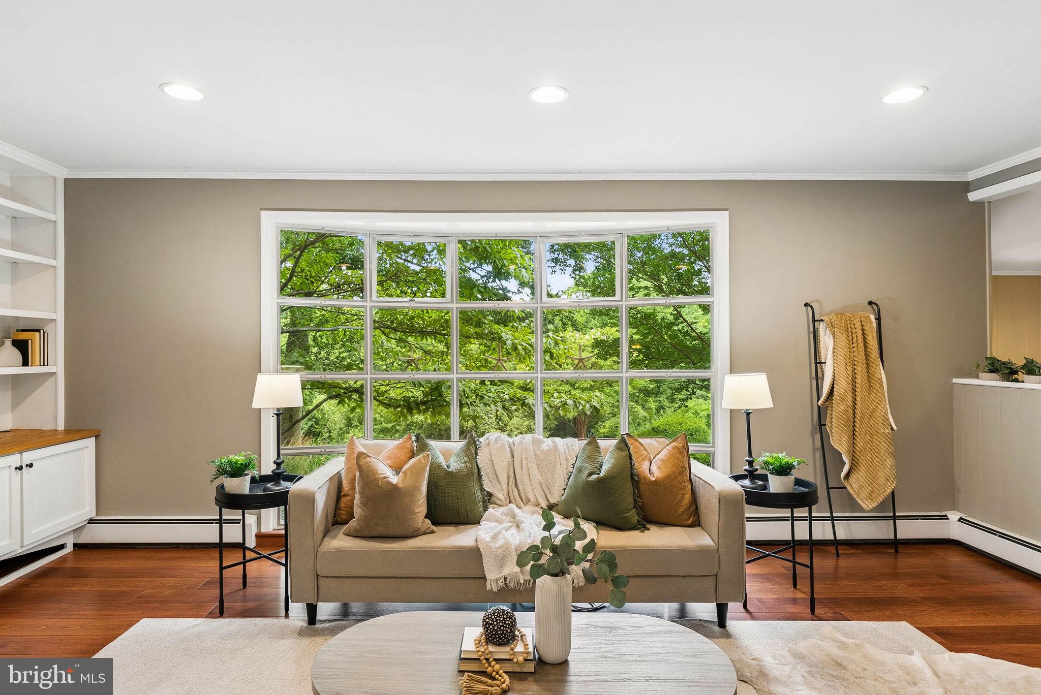 HAMPTON - Residential