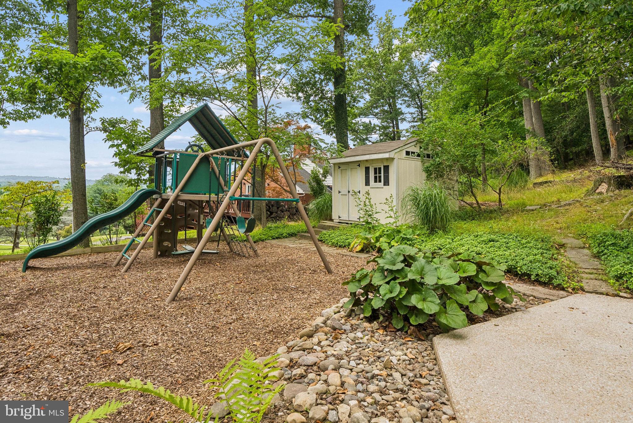 HAMPTON - Residential