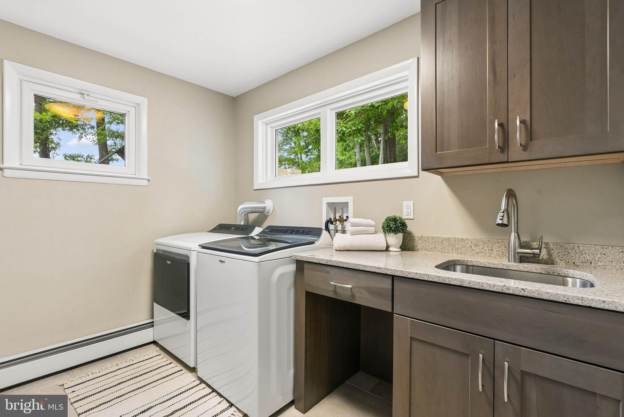 HAMPTON - Residential