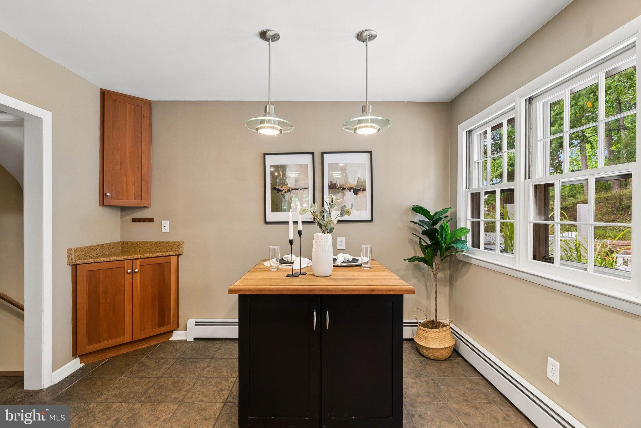 HAMPTON - Residential