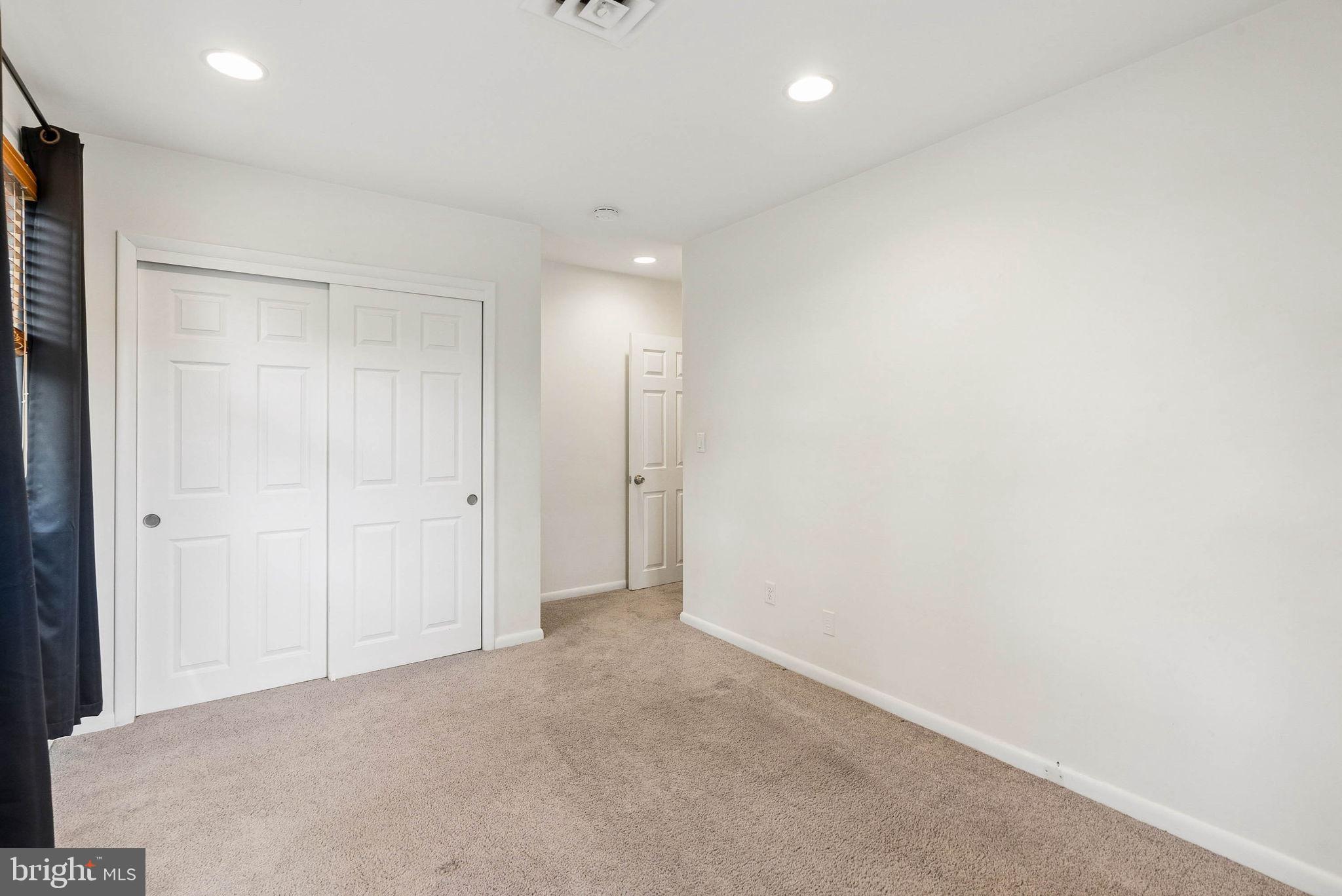 HAMPTON - Residential
