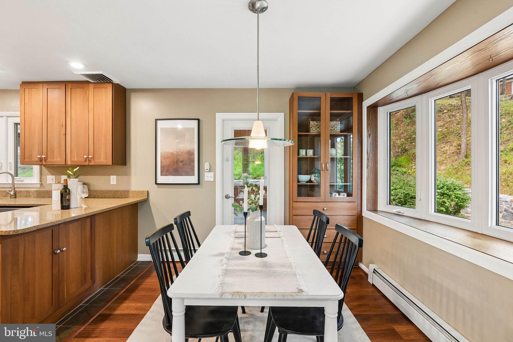 HAMPTON - Residential