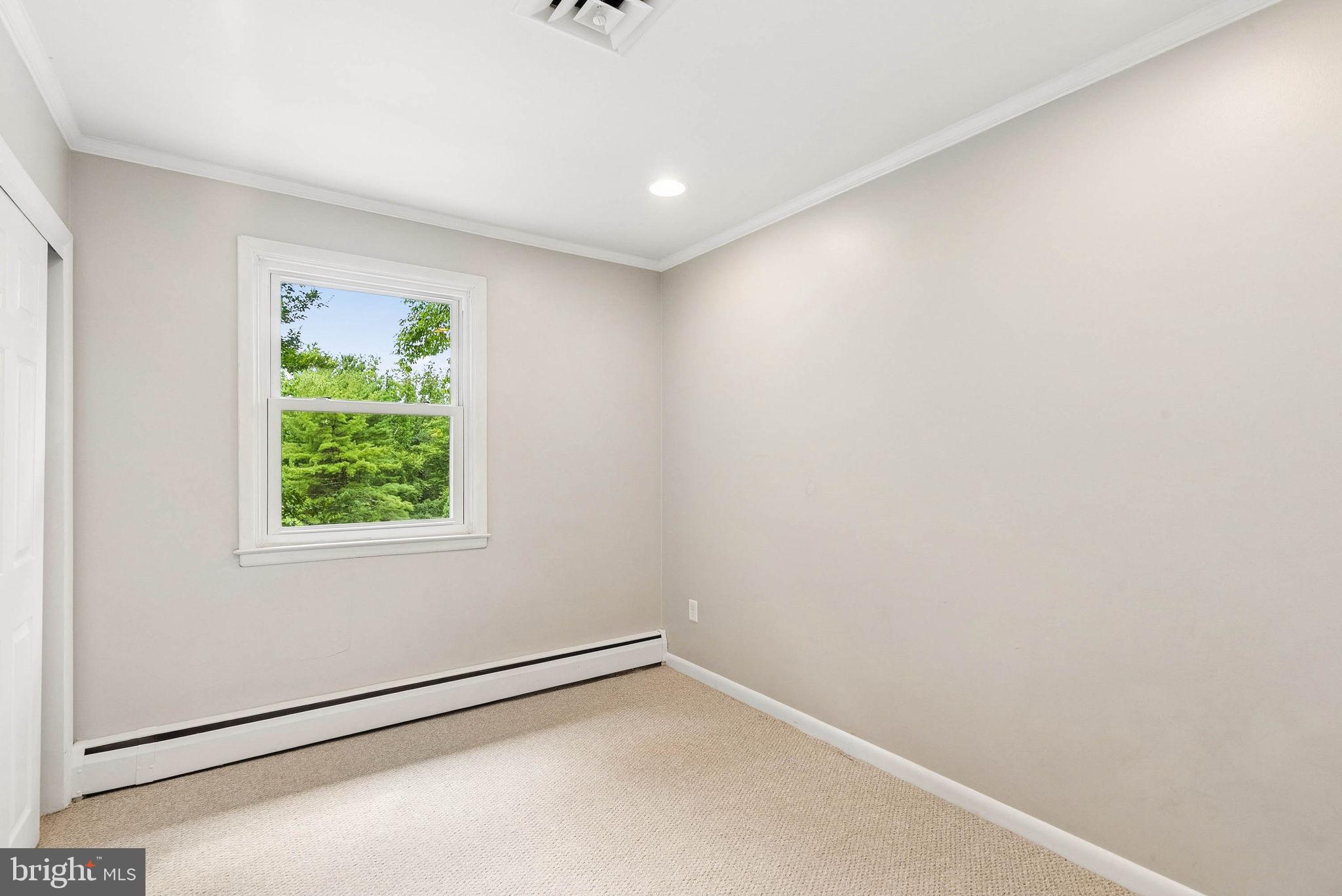 HAMPTON - Residential