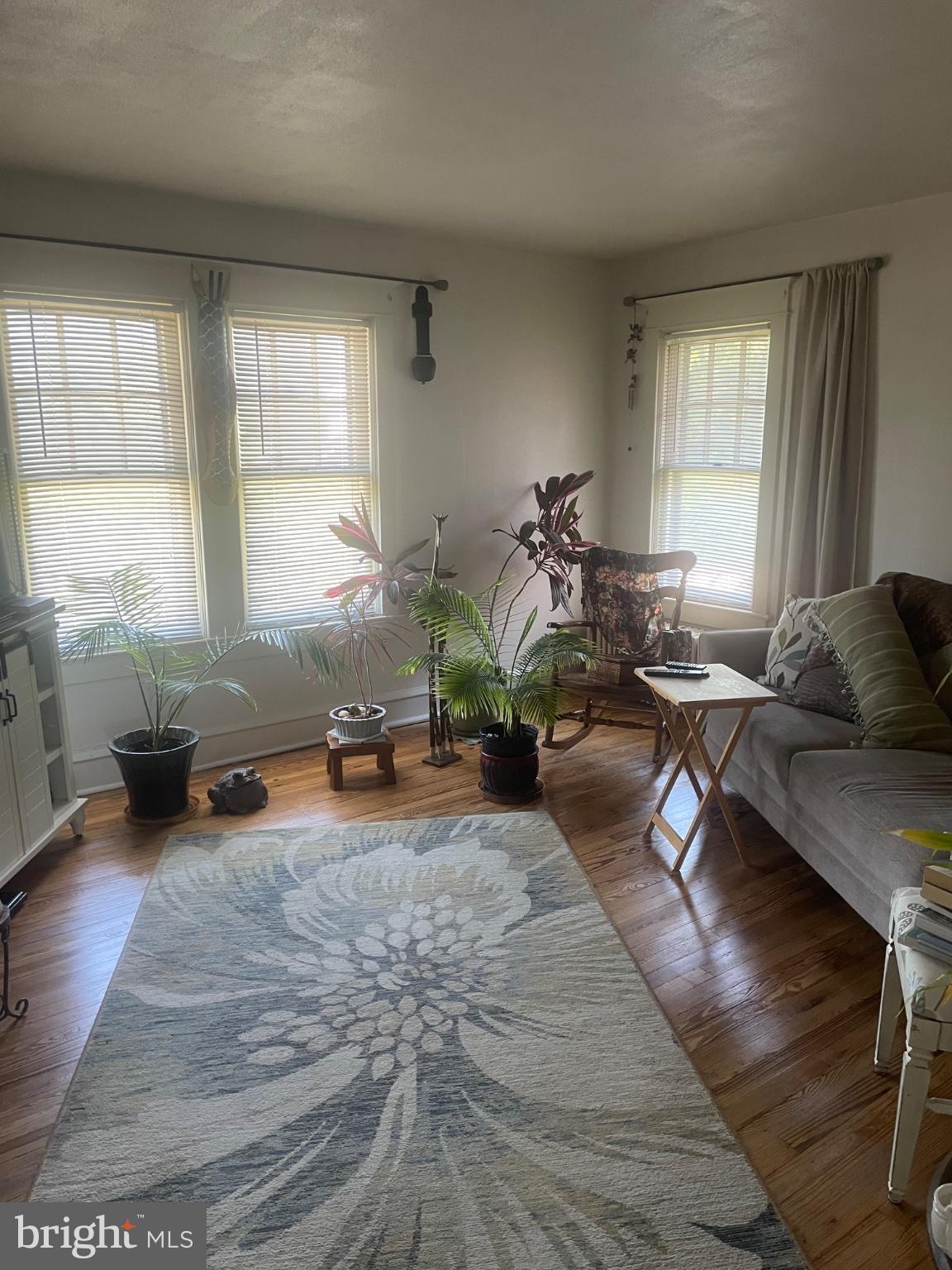 ELMWOOD - Residential