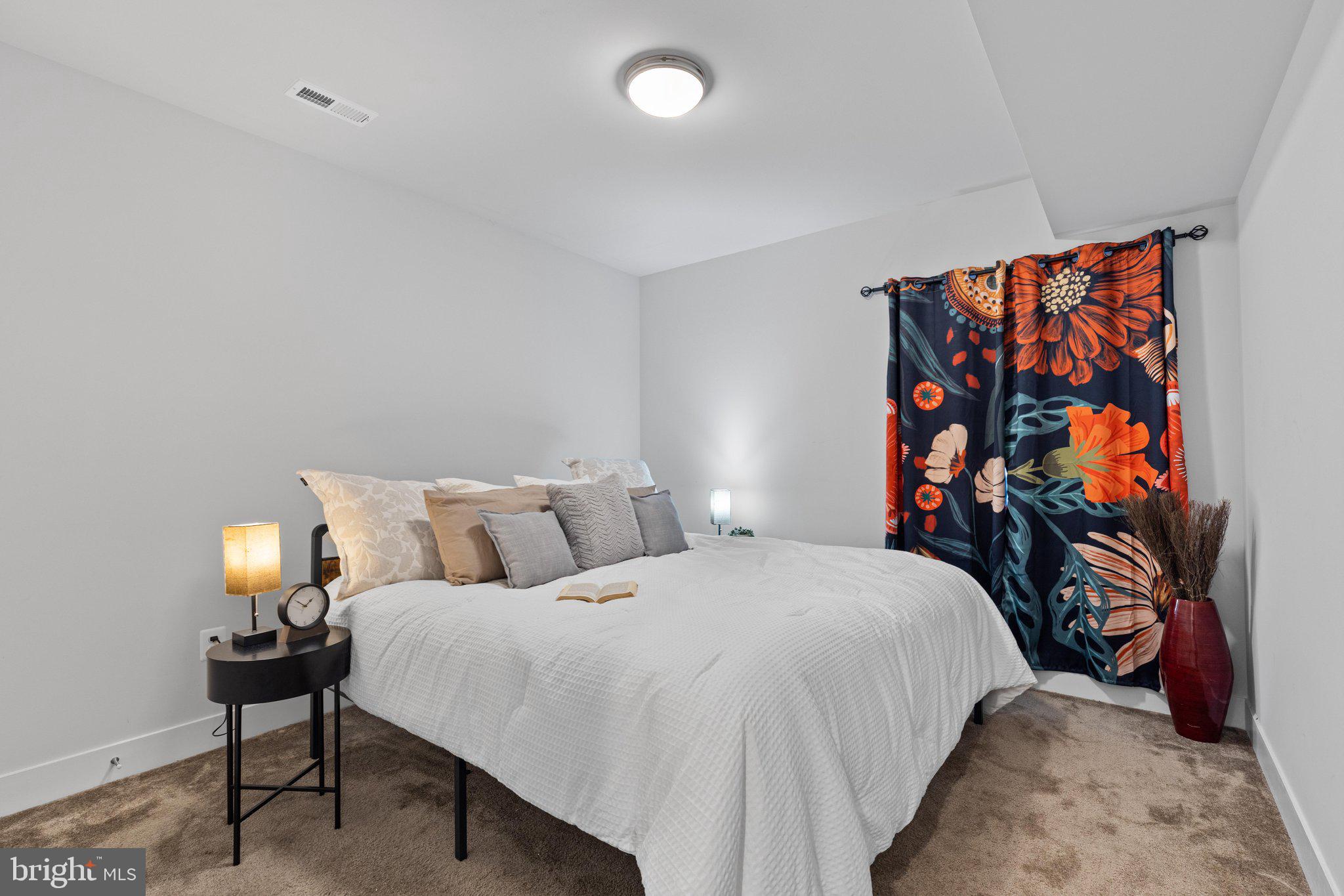 TWO RIVERS - Residential