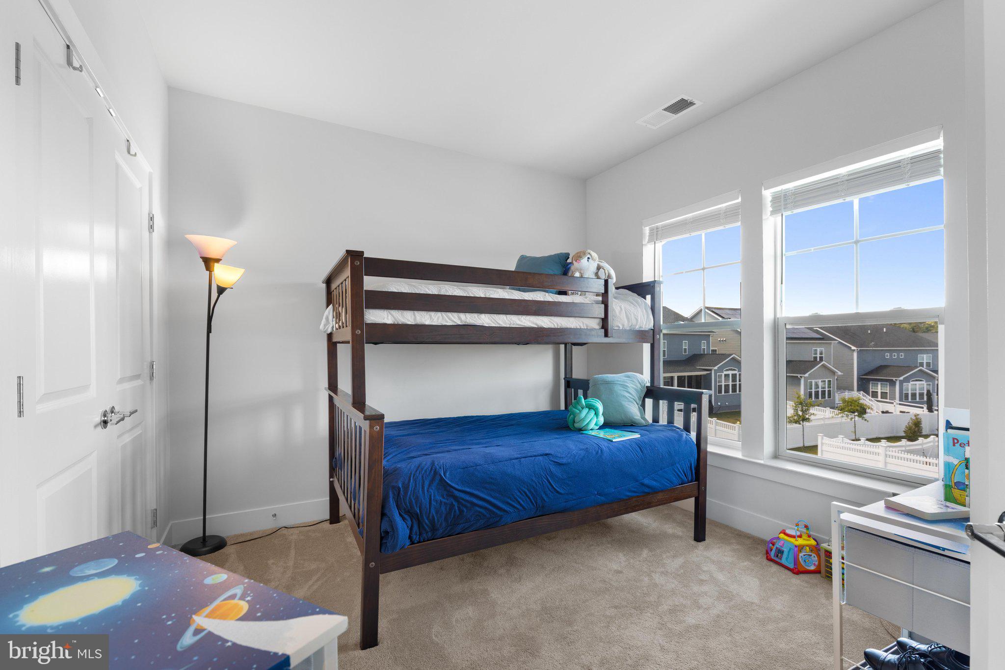 TWO RIVERS - Residential