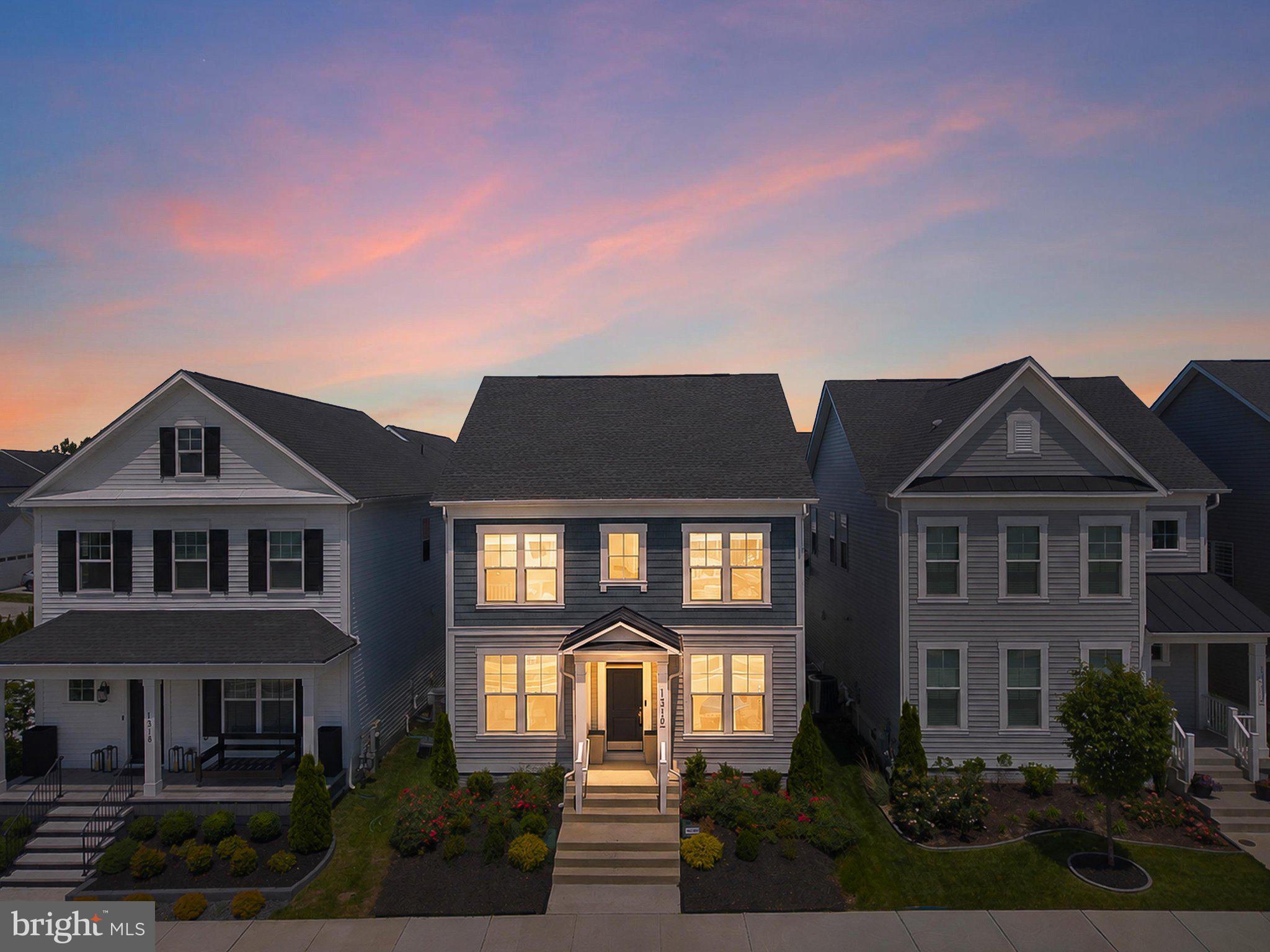 TWO RIVERS - Residential