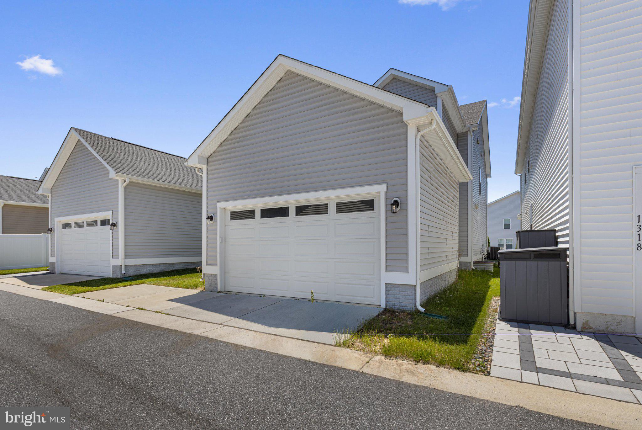 TWO RIVERS - Residential
