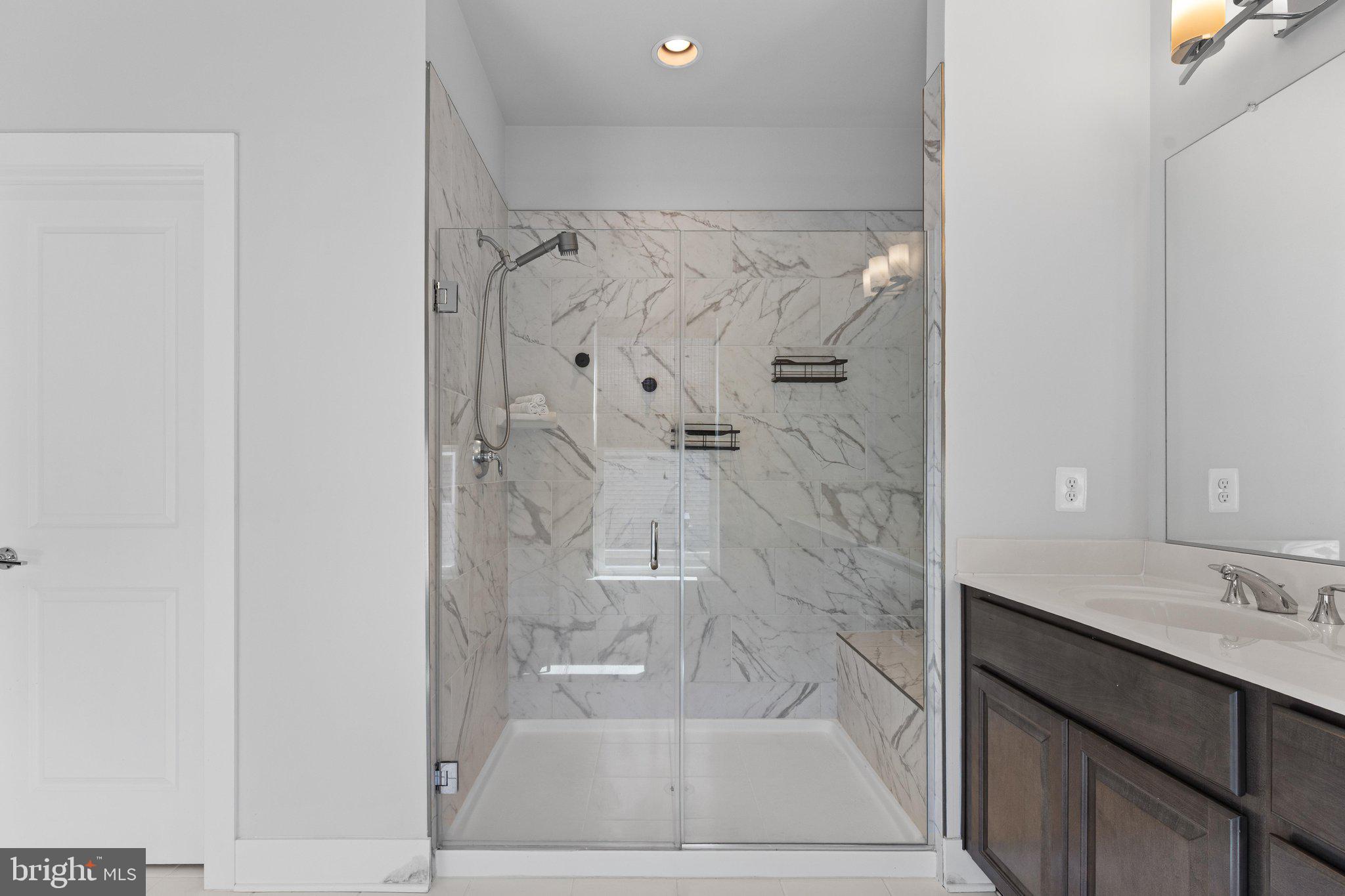 TWO RIVERS - Residential