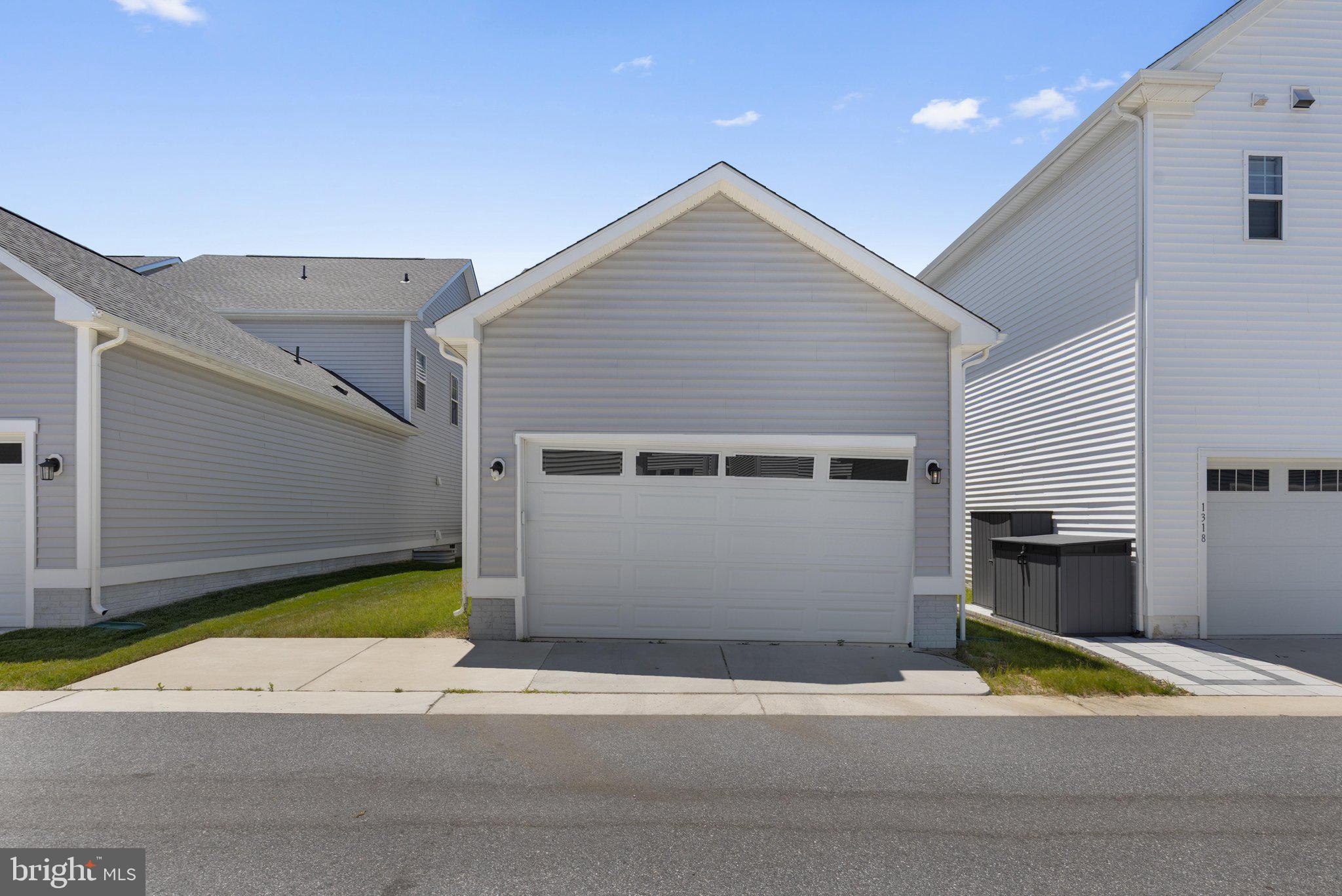 TWO RIVERS - Residential