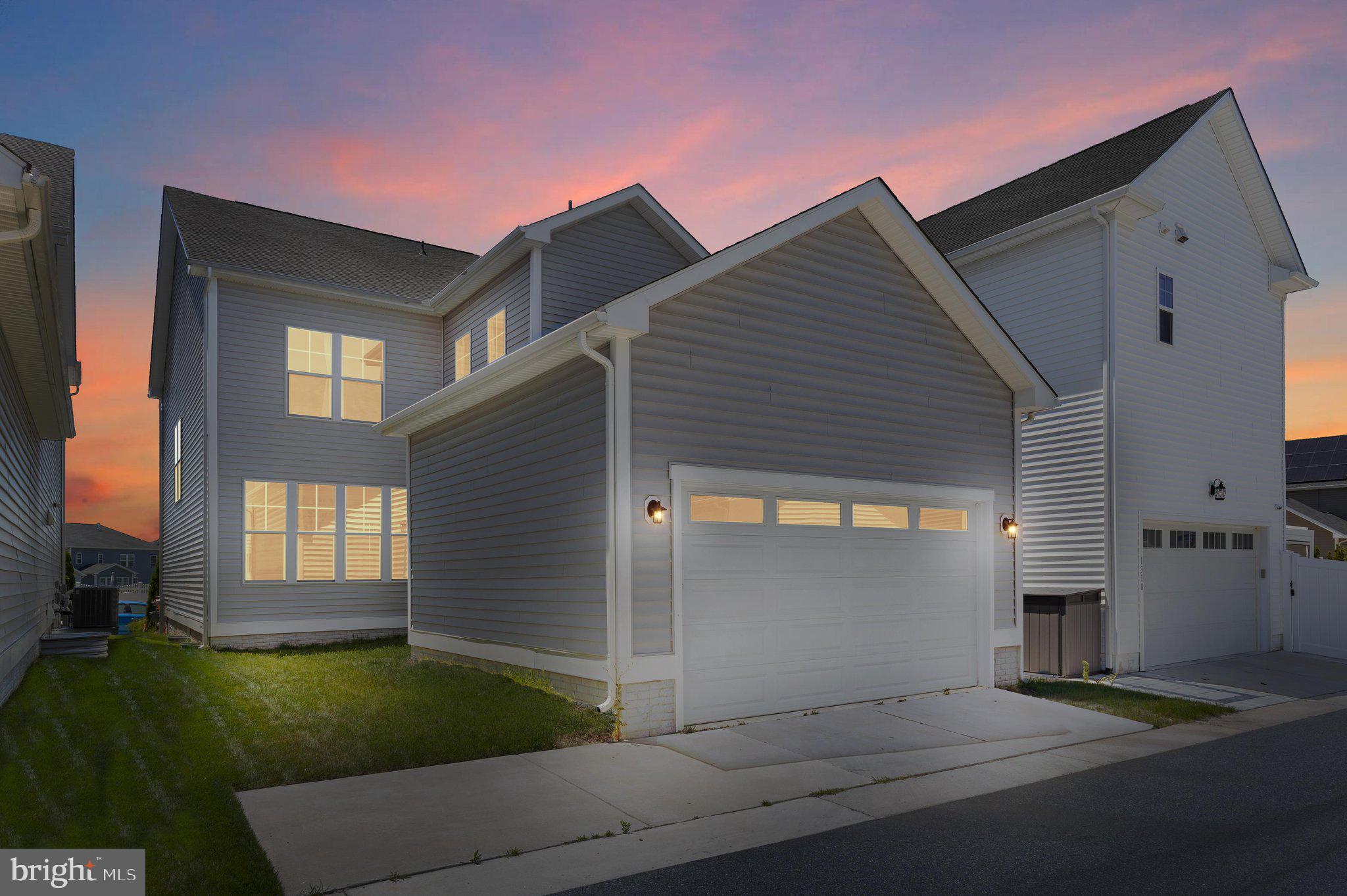 TWO RIVERS - Residential