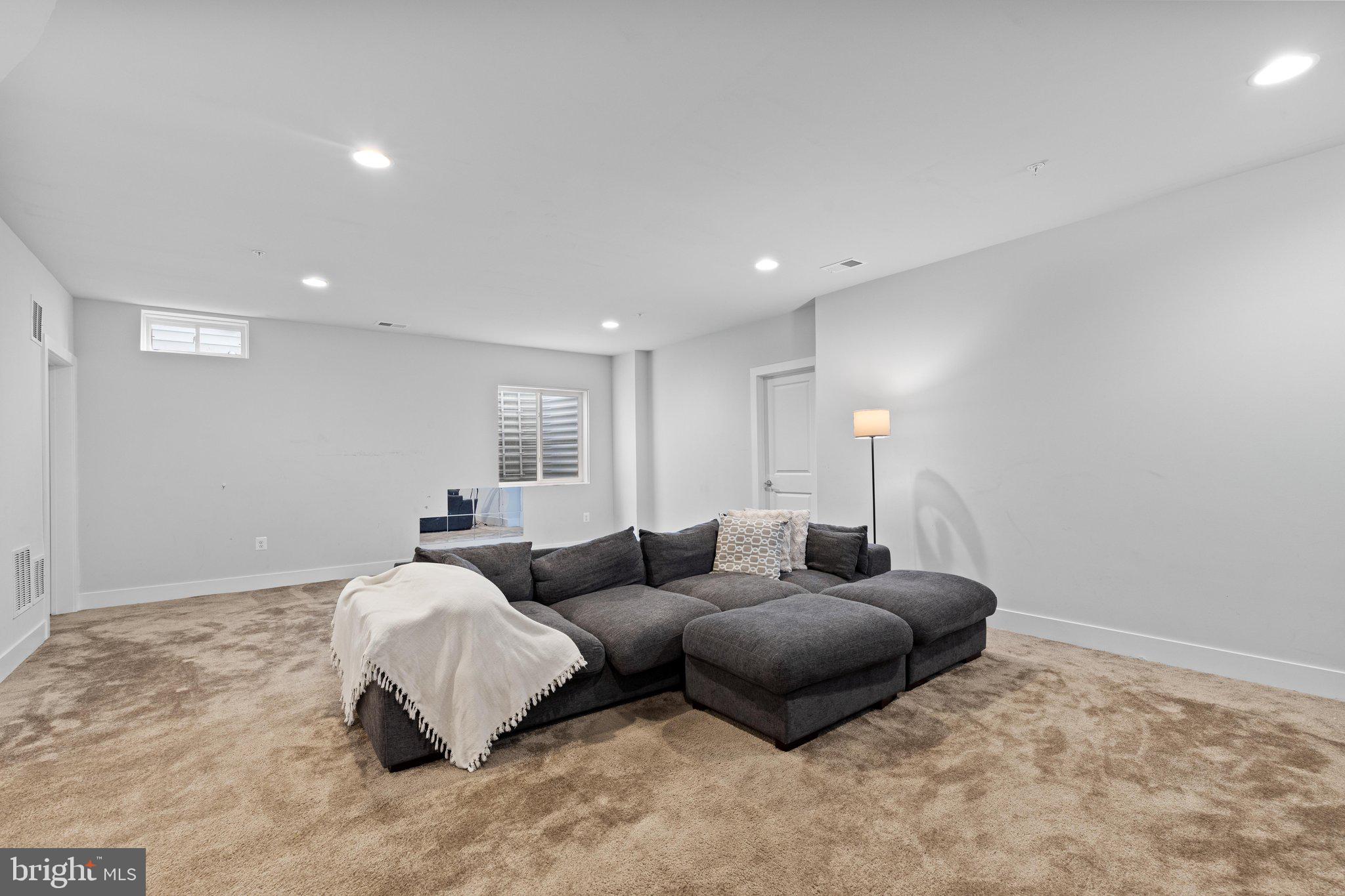 TWO RIVERS - Residential