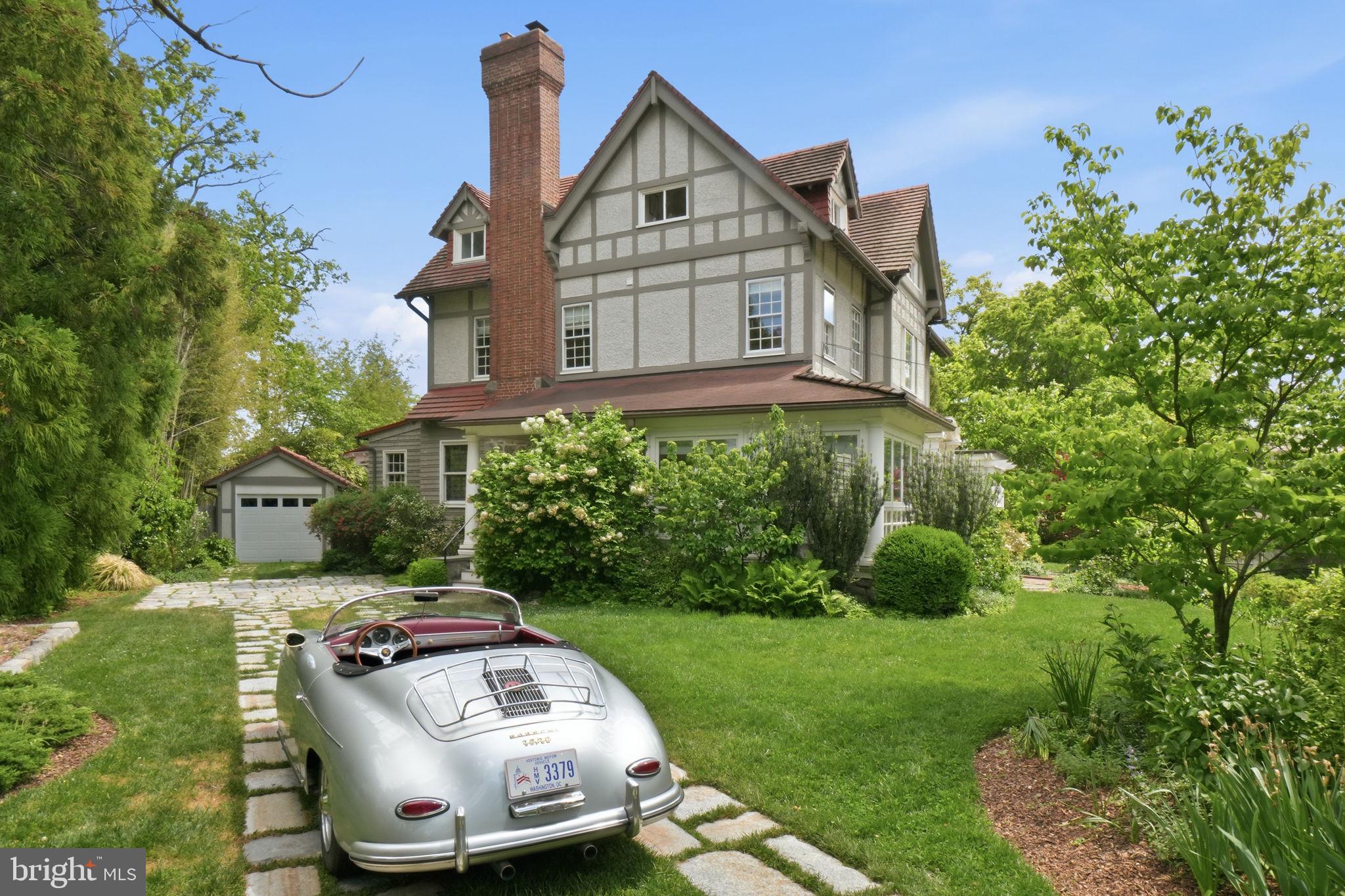 CLEVELAND PARK - Residential