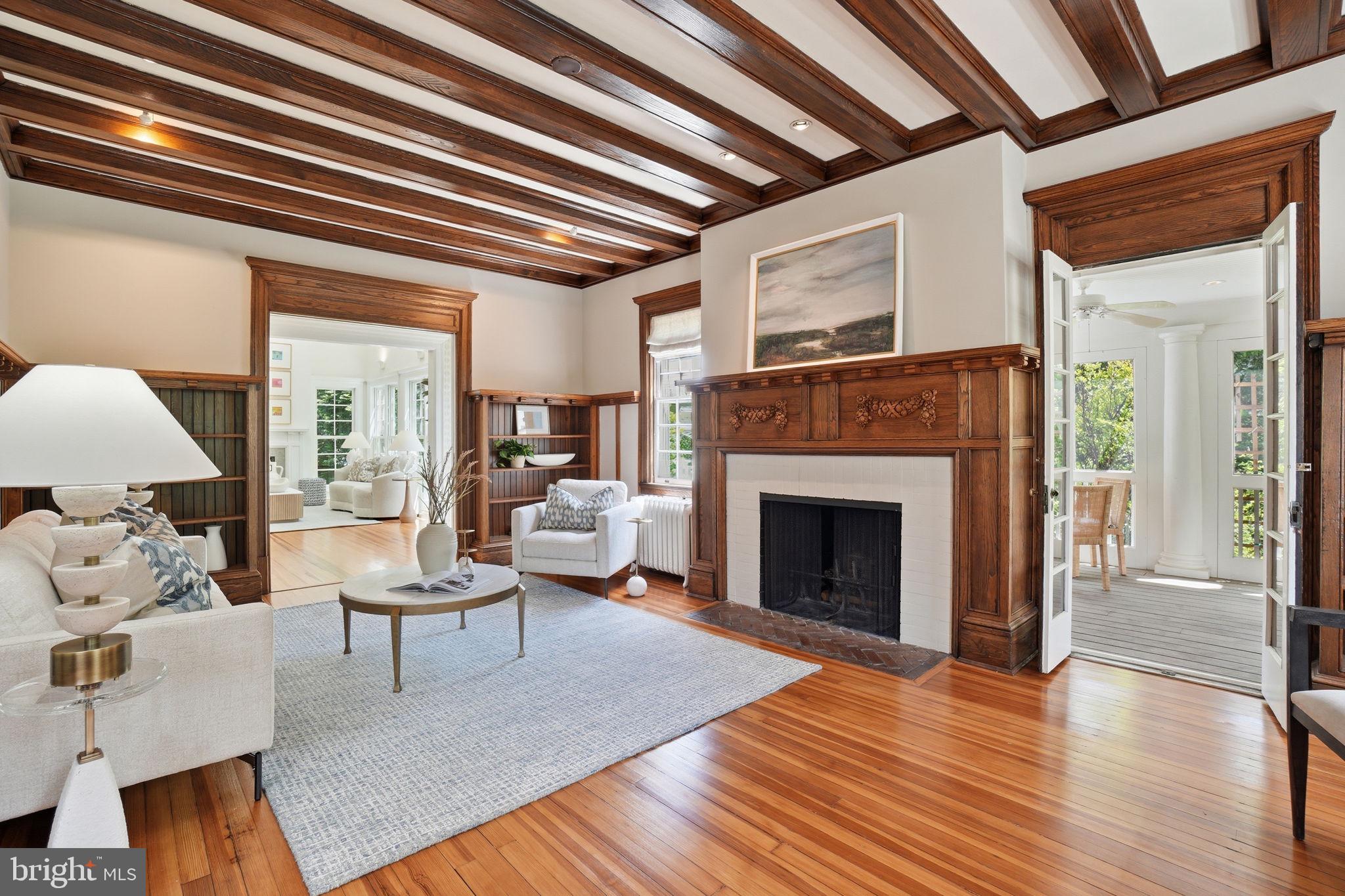 CLEVELAND PARK - Residential