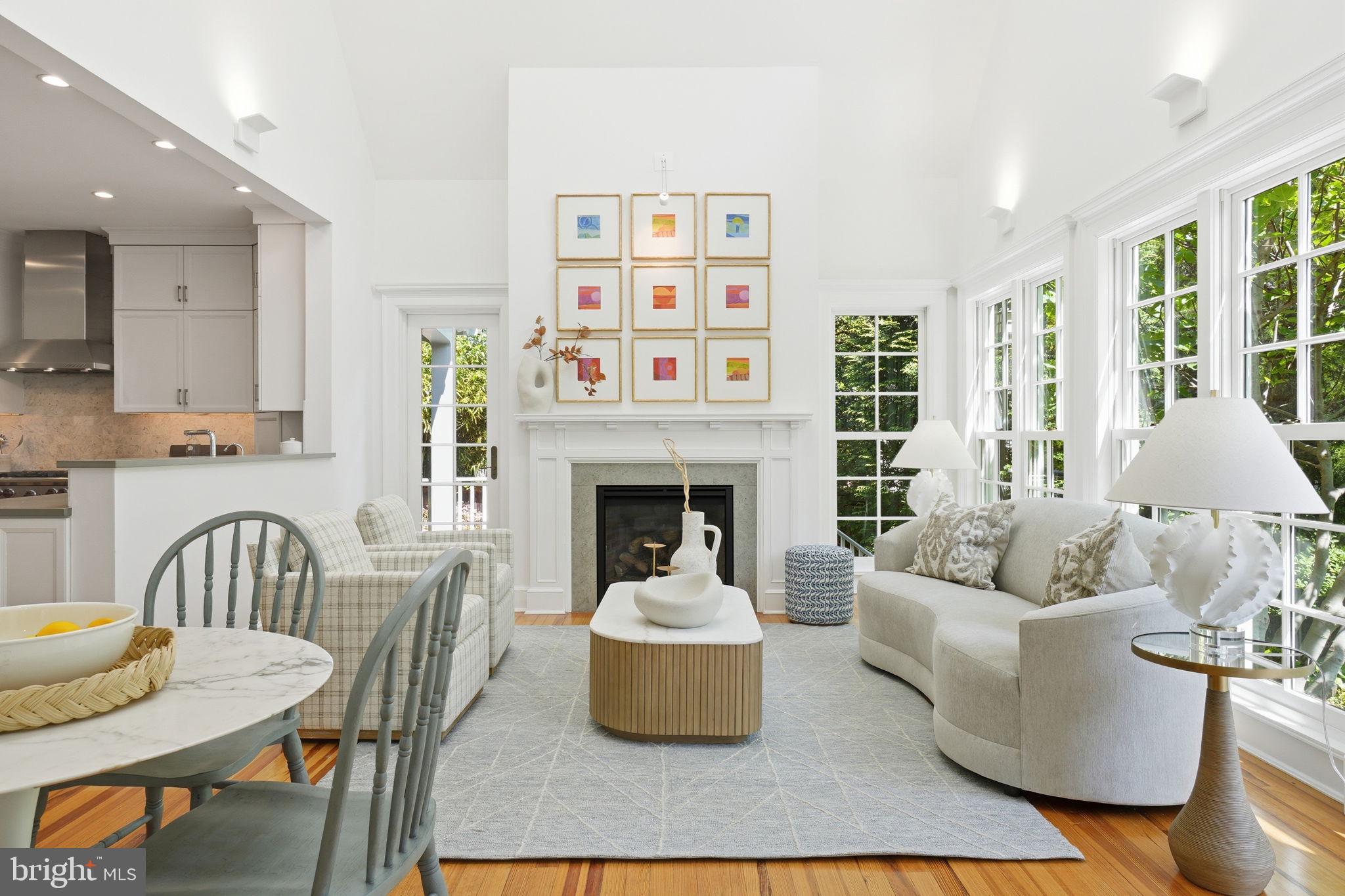 CLEVELAND PARK - Residential
