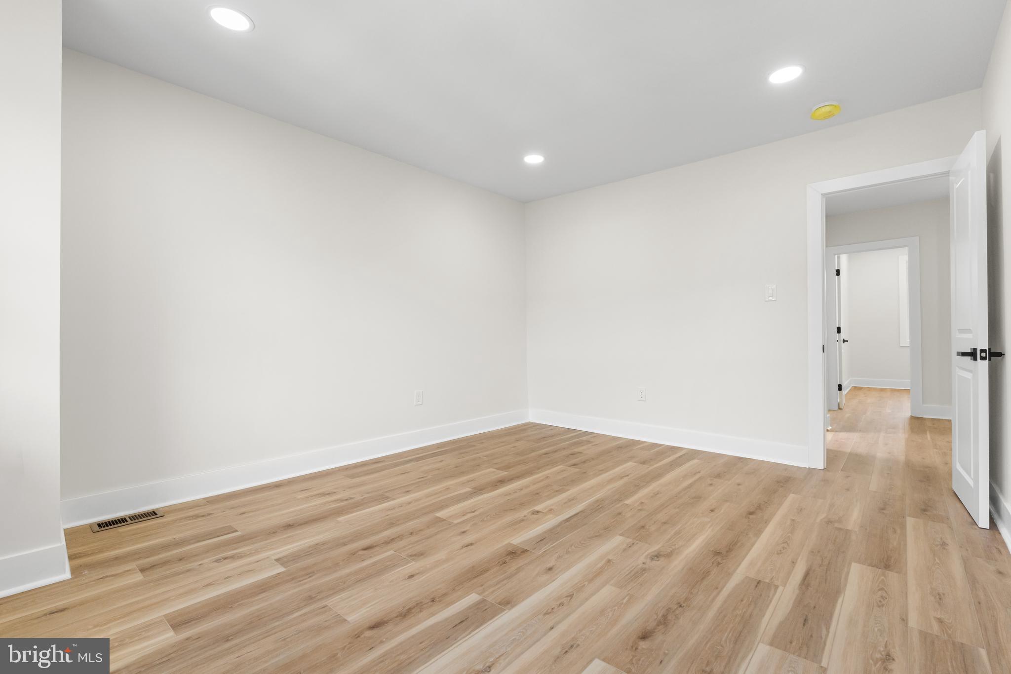 EASTWICK - Residential