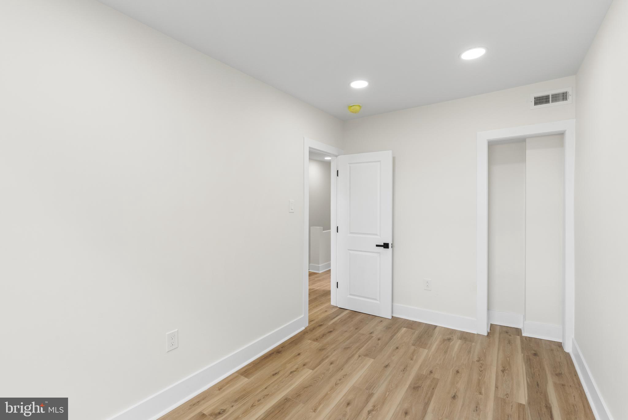 EASTWICK - Residential