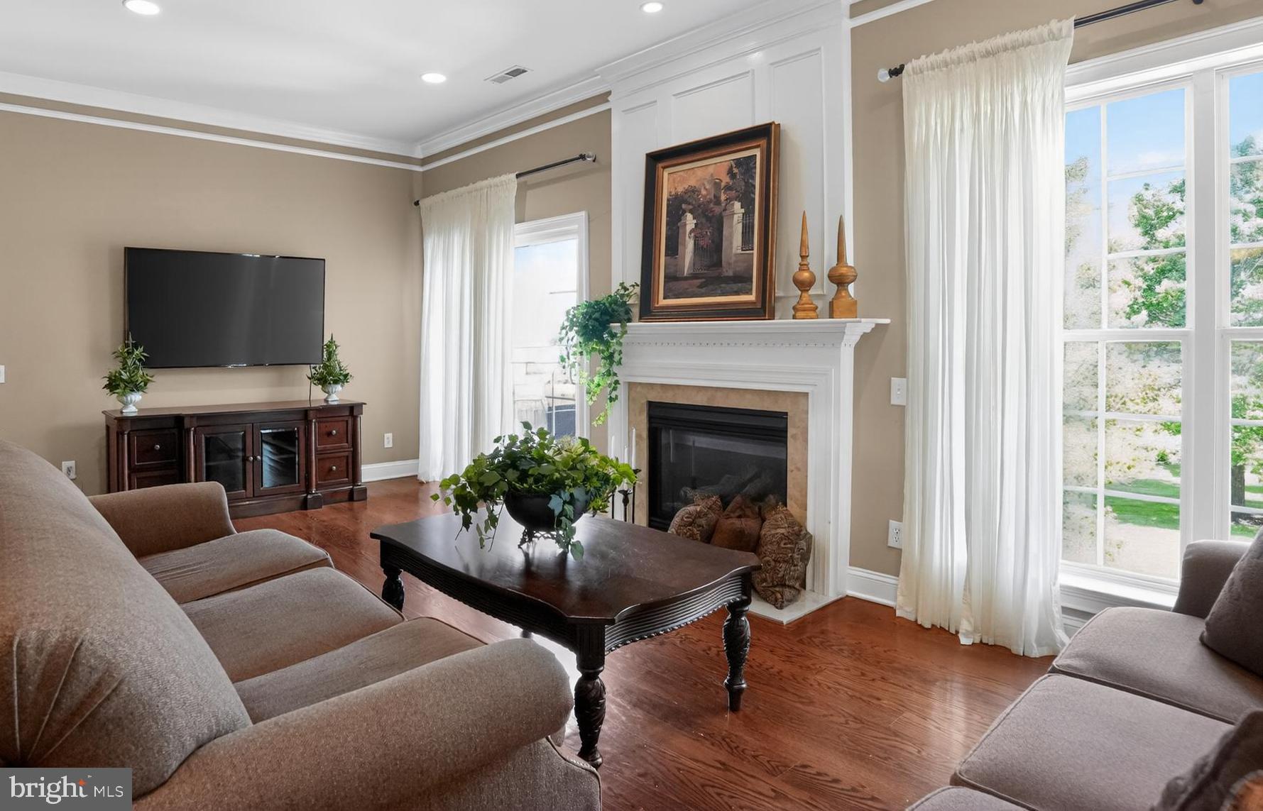 DOYLESTOWN STATION - Residential