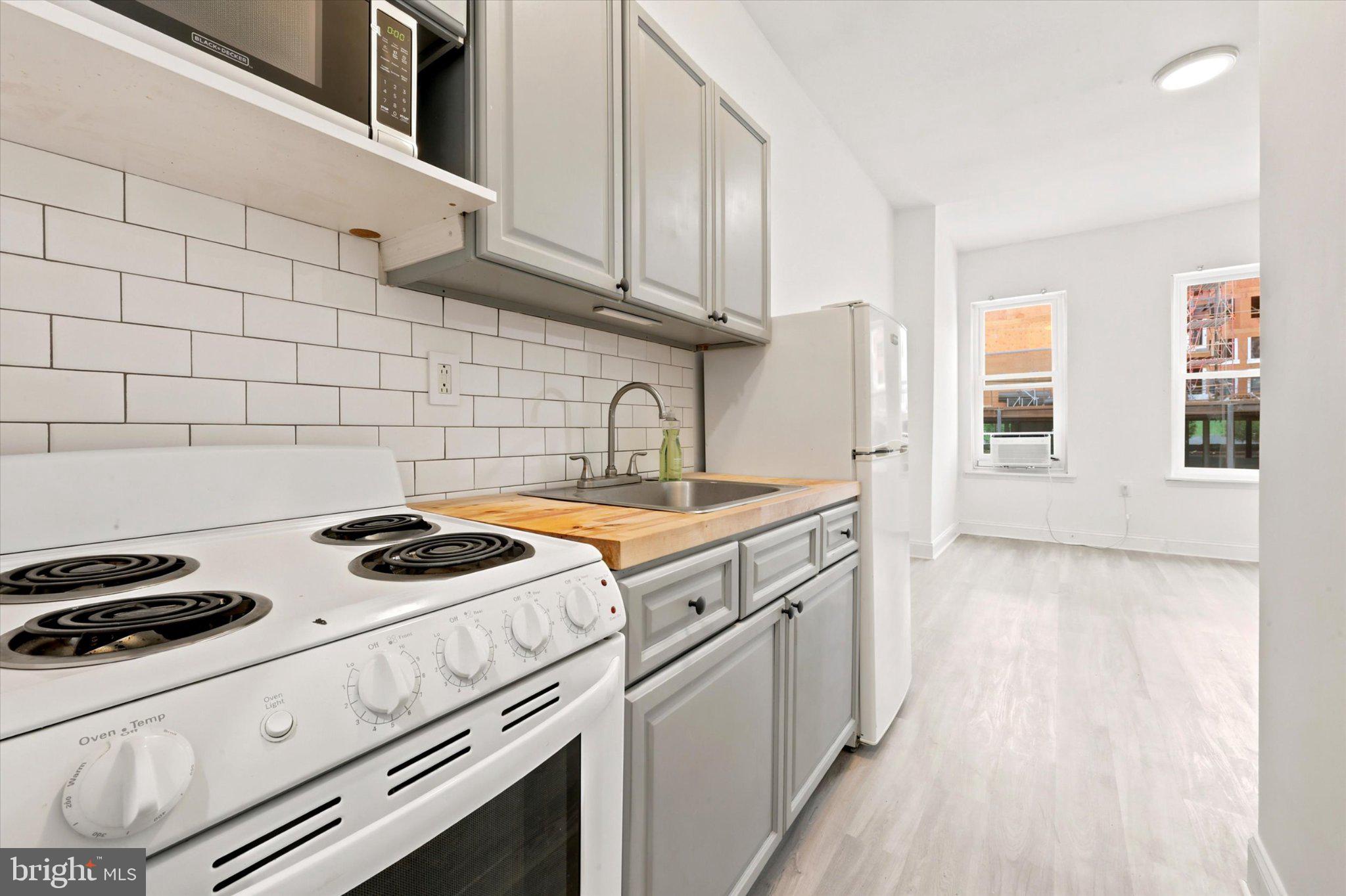 OLDE KENSINGTON - Residential Income