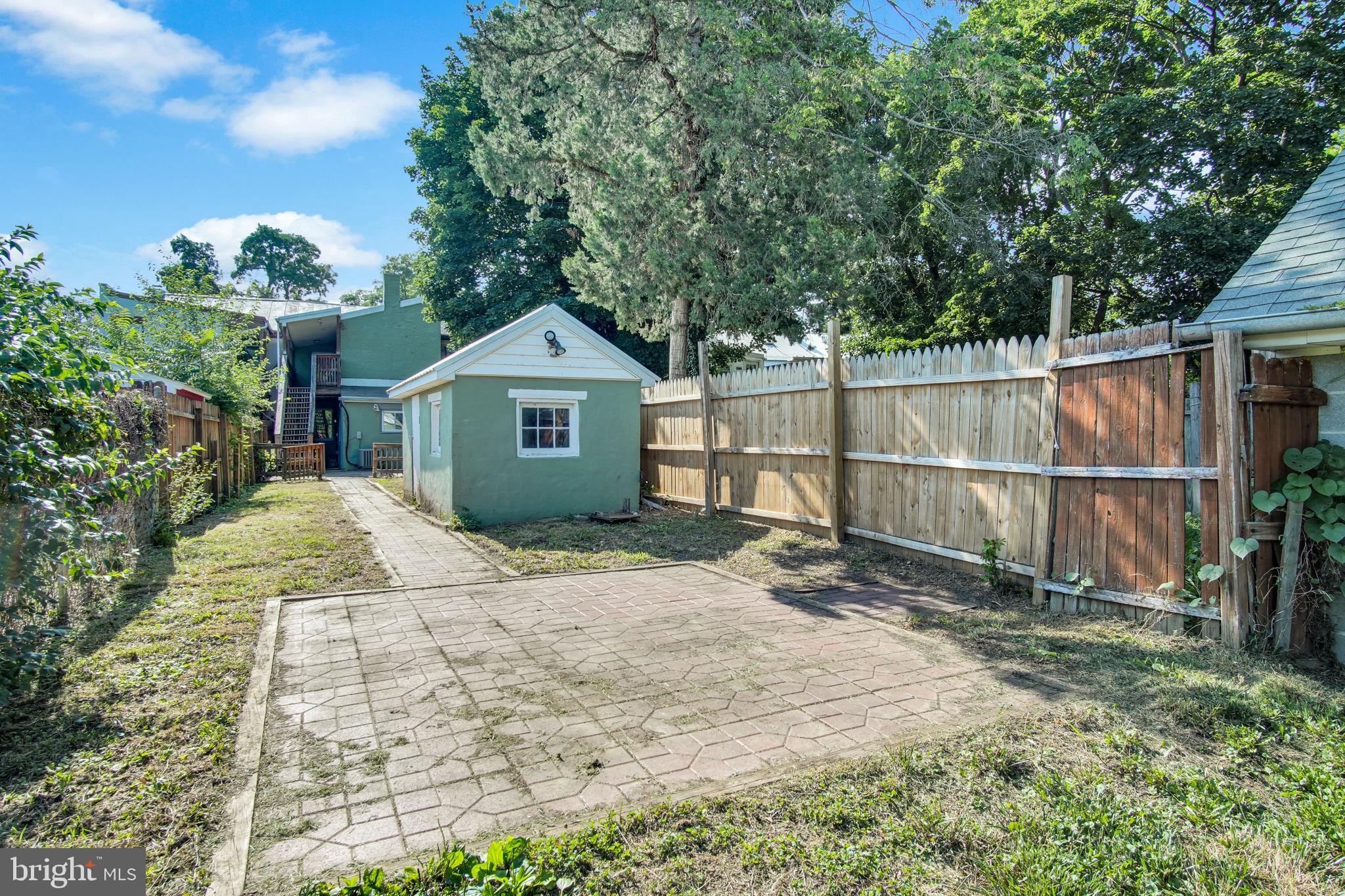 CARLISLE HISTORIC DISTRICT - Residential
