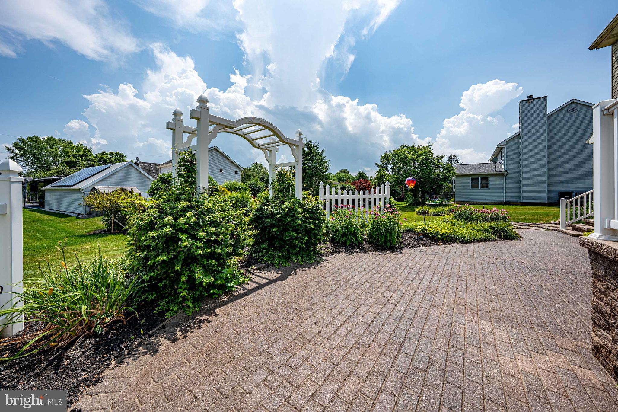 POINTE NORTH - Residential