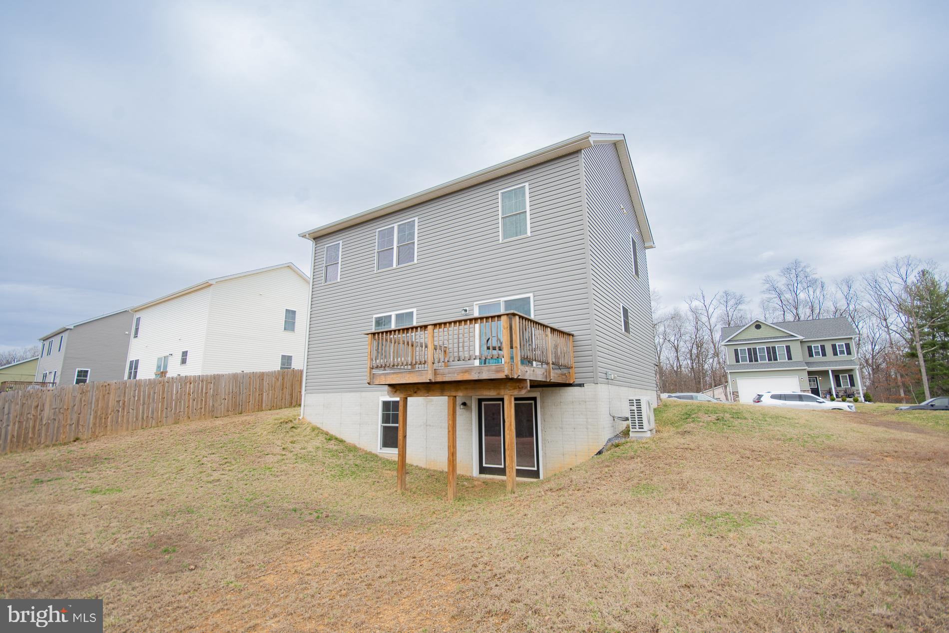 MIDDLE CREEK VISTAS - Residential