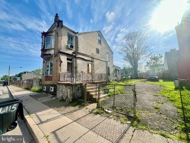 WEST OAK LANE - Residential