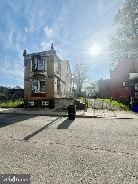 WEST OAK LANE - Residential