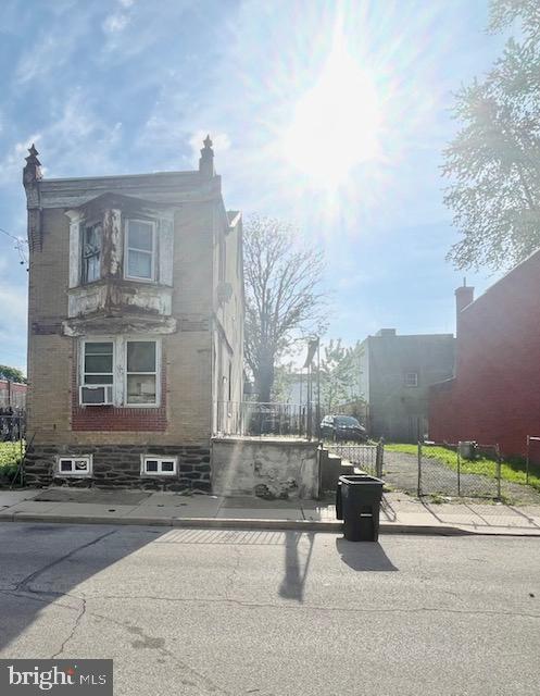 WEST OAK LANE - Residential
