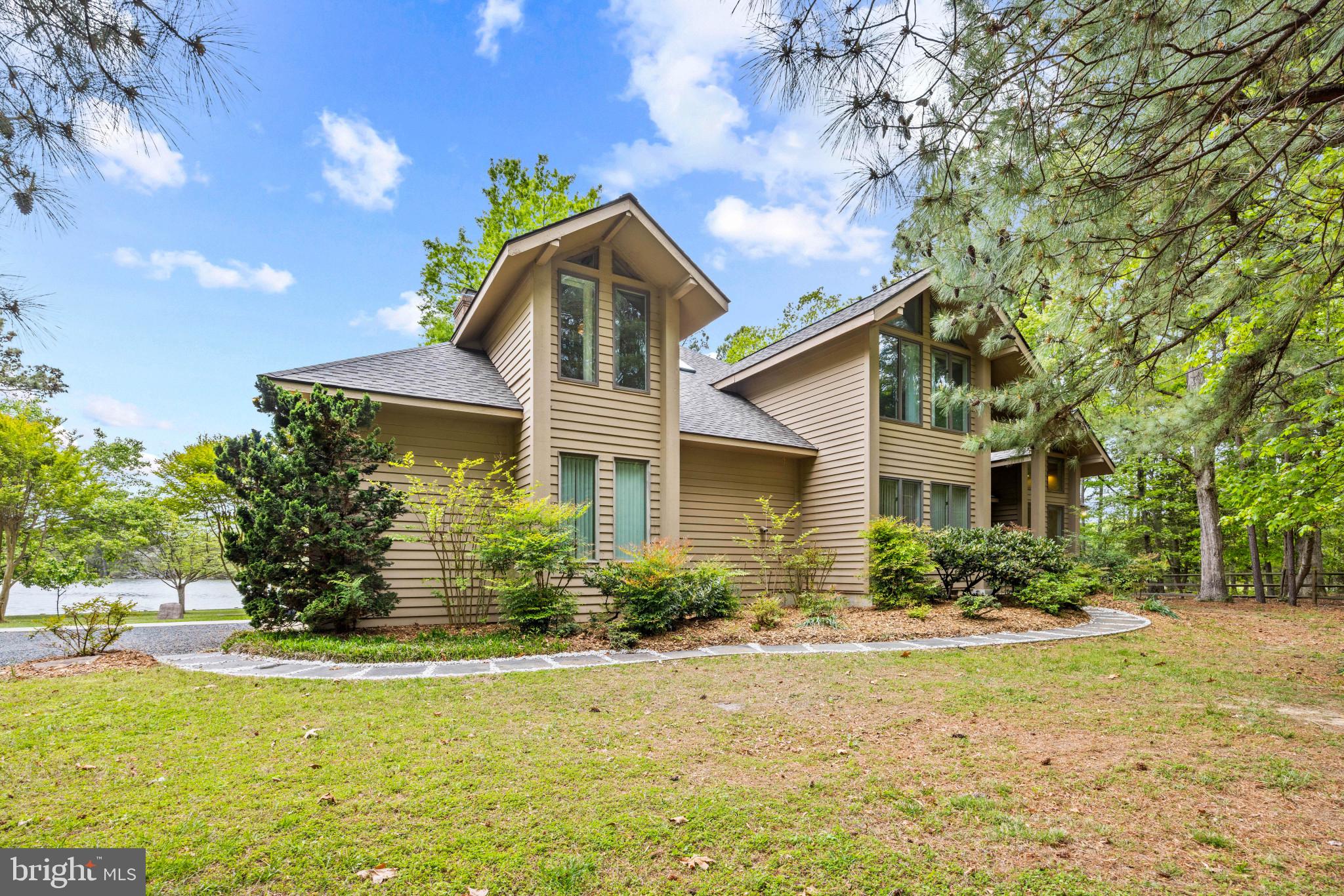 COVE CREEK CLUB - Residential