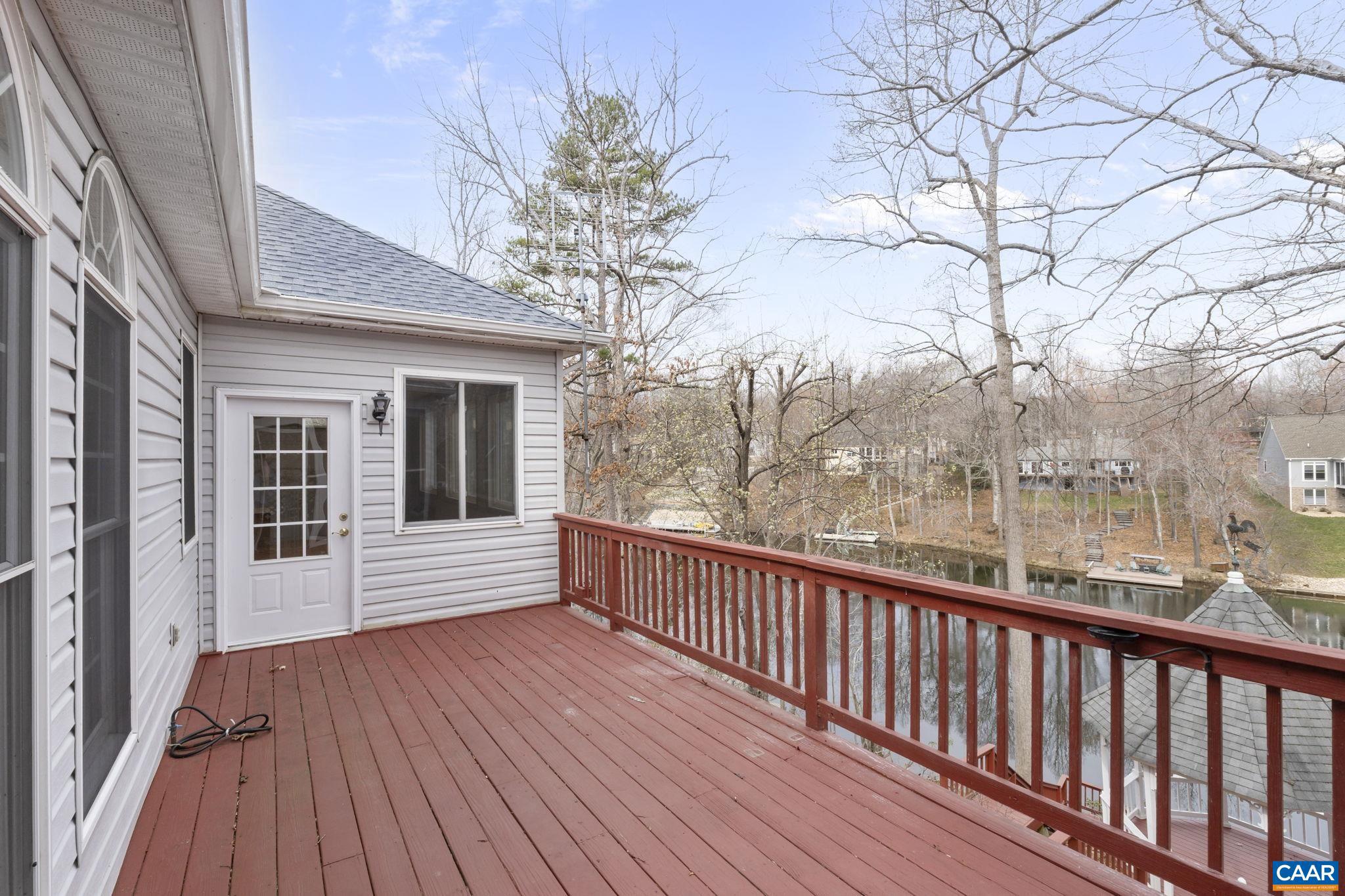 LAKE MONTICELLO - Residential