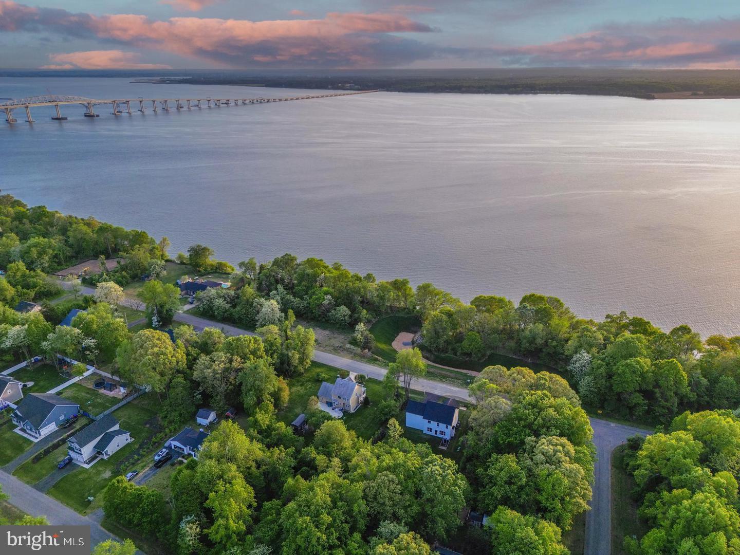 CLIFFTON ON THE POTOMAC - Residential