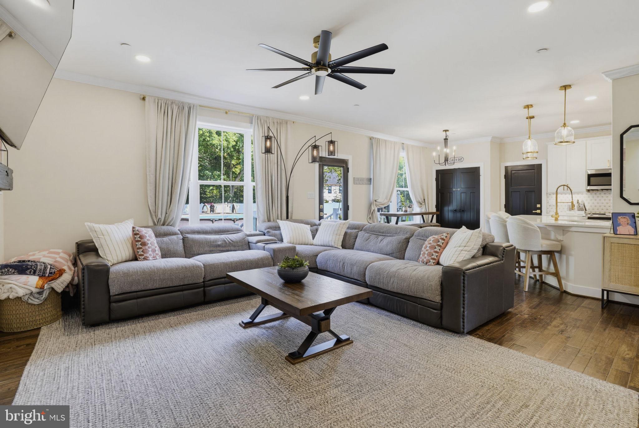 CLIFFTON ON THE POTOMAC - Residential