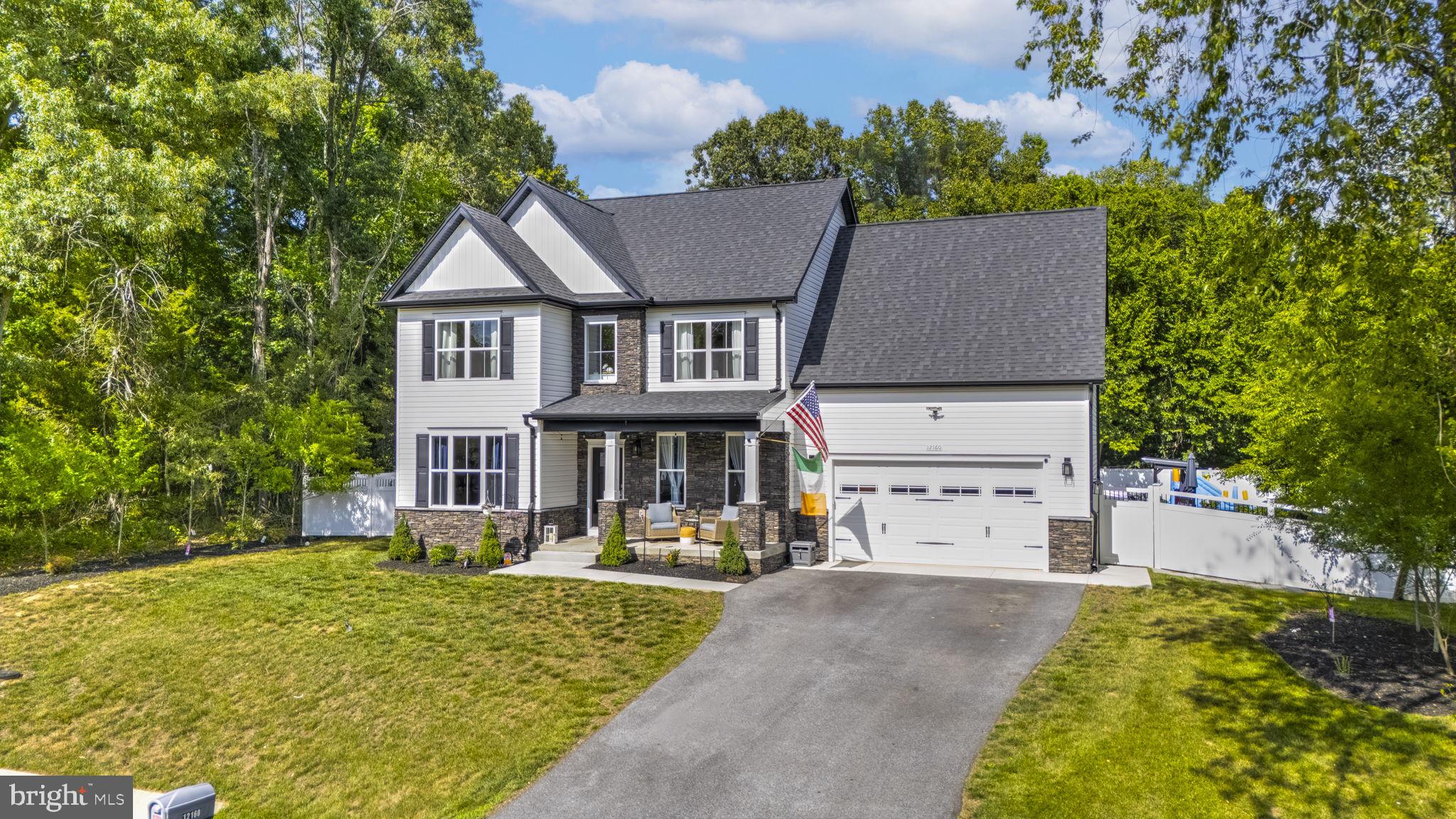CLIFFTON ON THE POTOMAC - Residential